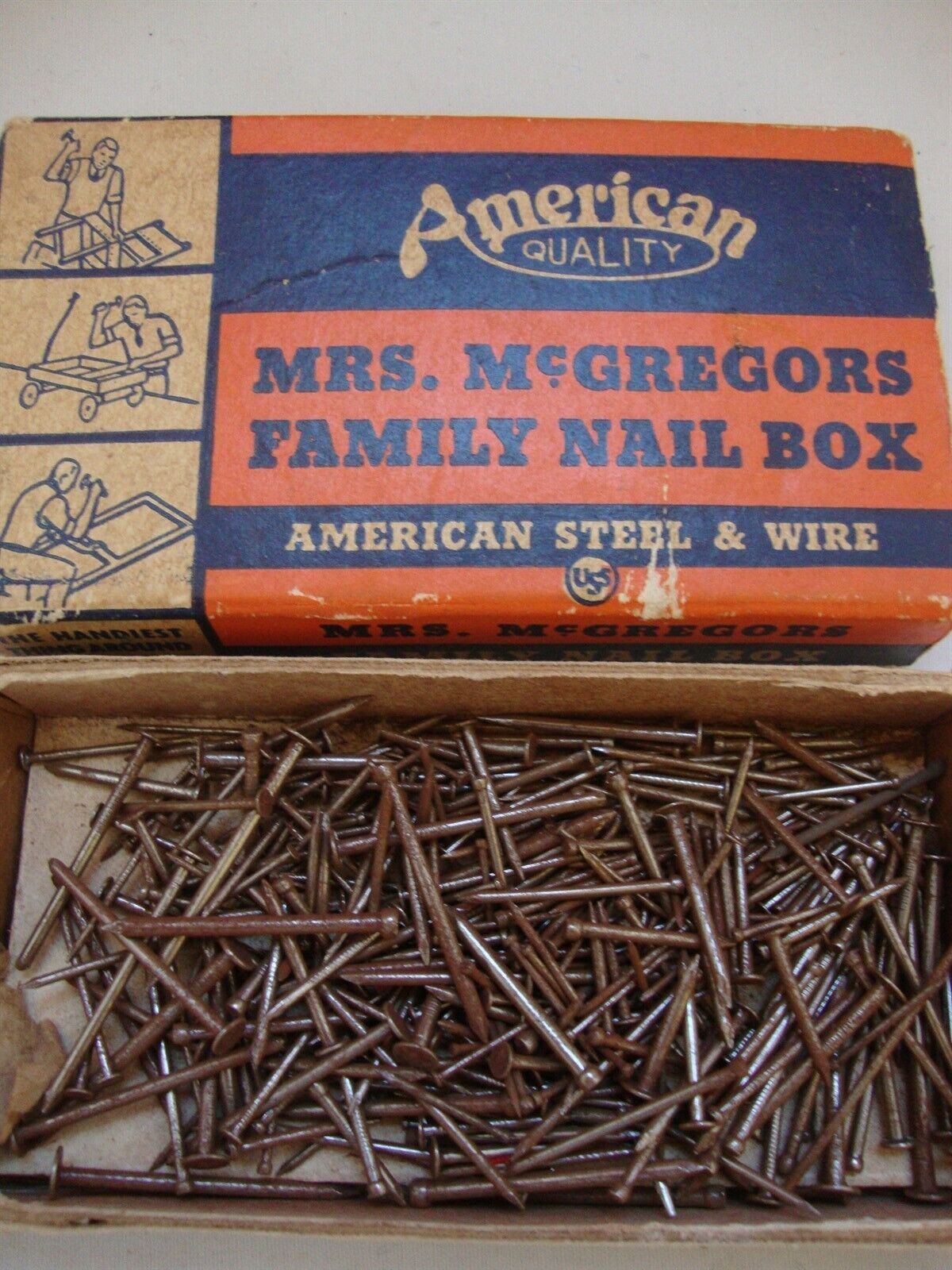 MRS McGREGORS FAMILY NAIL BOX with Nails American Steel & Wire VINTAGE