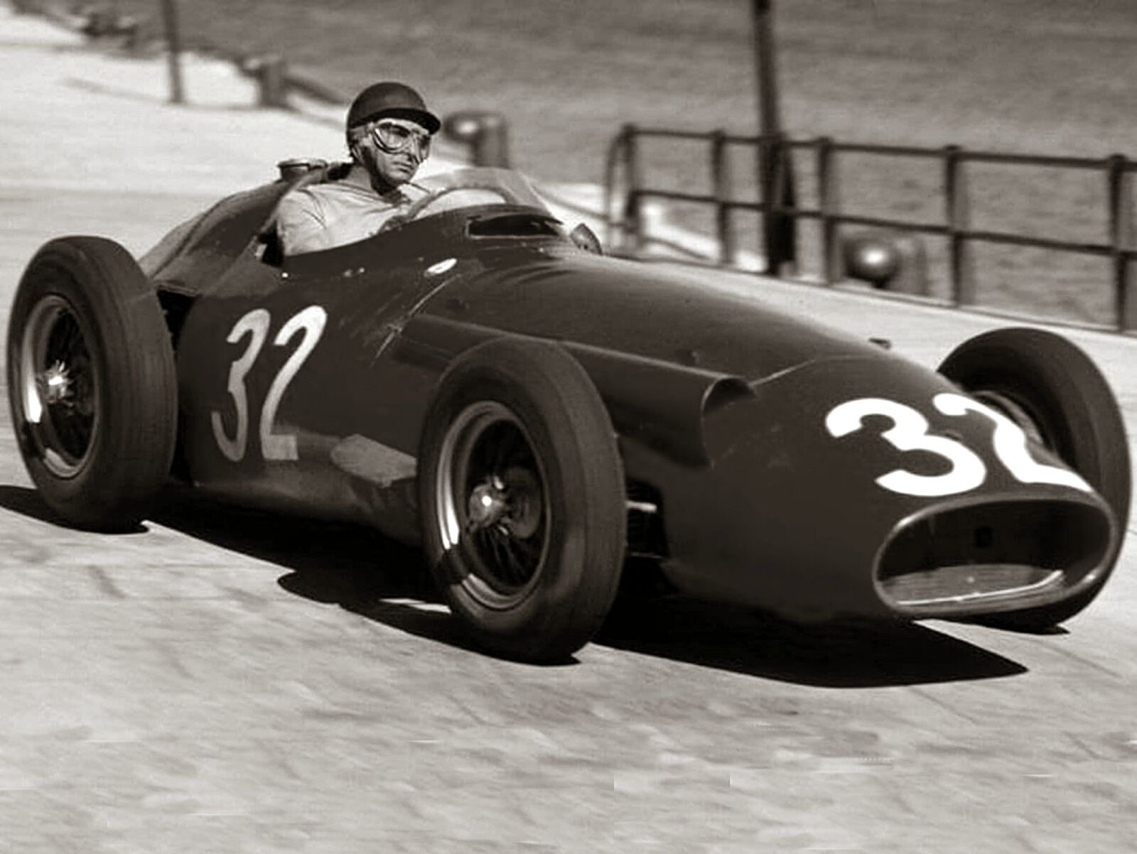 1957 JUAN FANGIO Ferrari MONACO GRAND PRIX Photo (197-j )