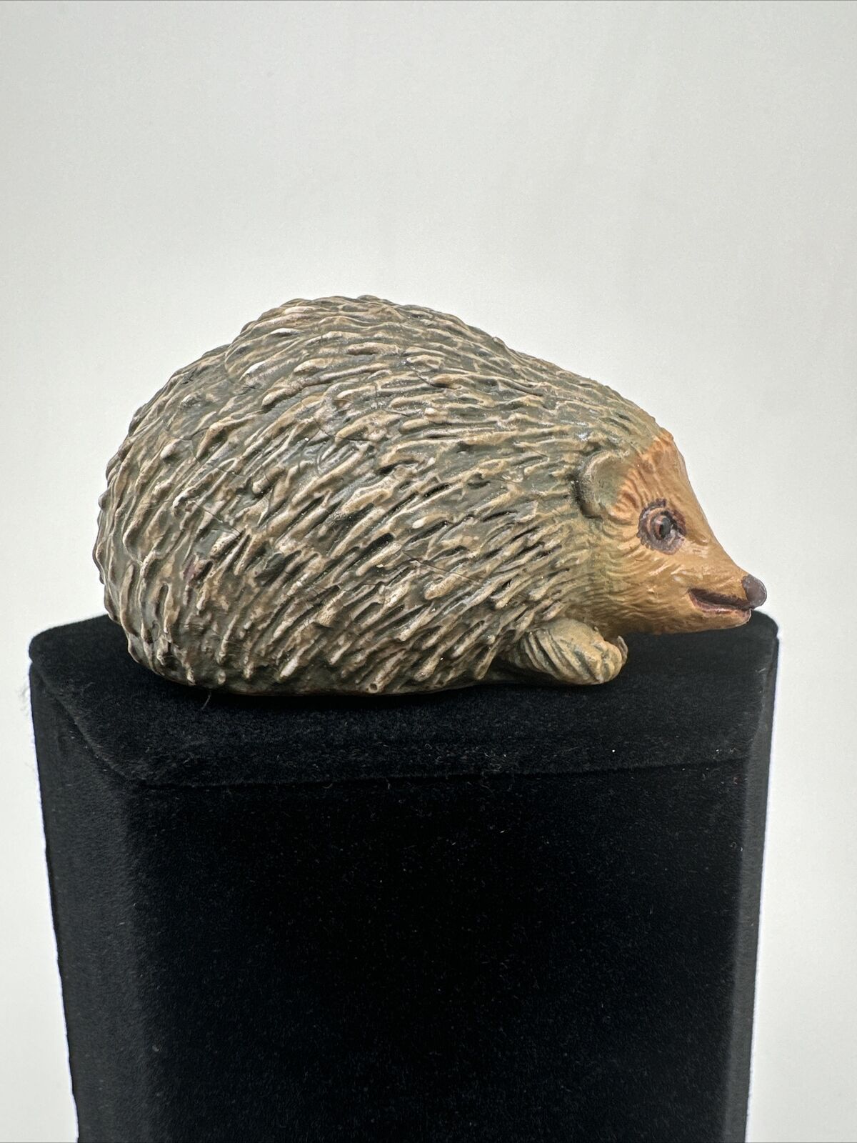 Vintage AAAPlastic Rubber Realistic Porcupine Figurine- 3 In…107