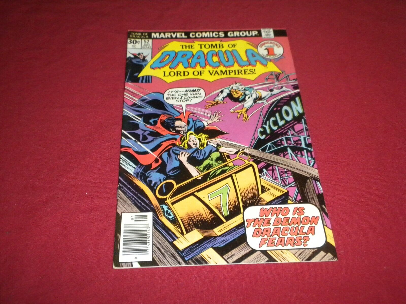 BX5 Tomb of Dracula #52 marvel 1977 comic 8.0 bronze age BEAUTIFUL SEE STORE