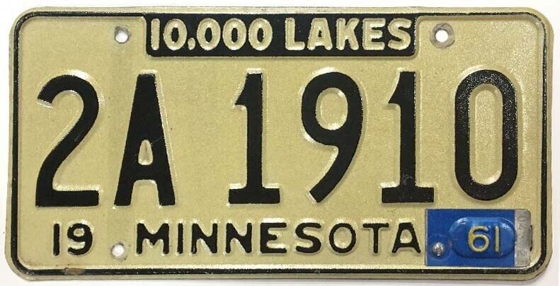 Vintage Minnesota 1960 1961 10,000 Lakes License Plate 2A 1910 in Nice Condition