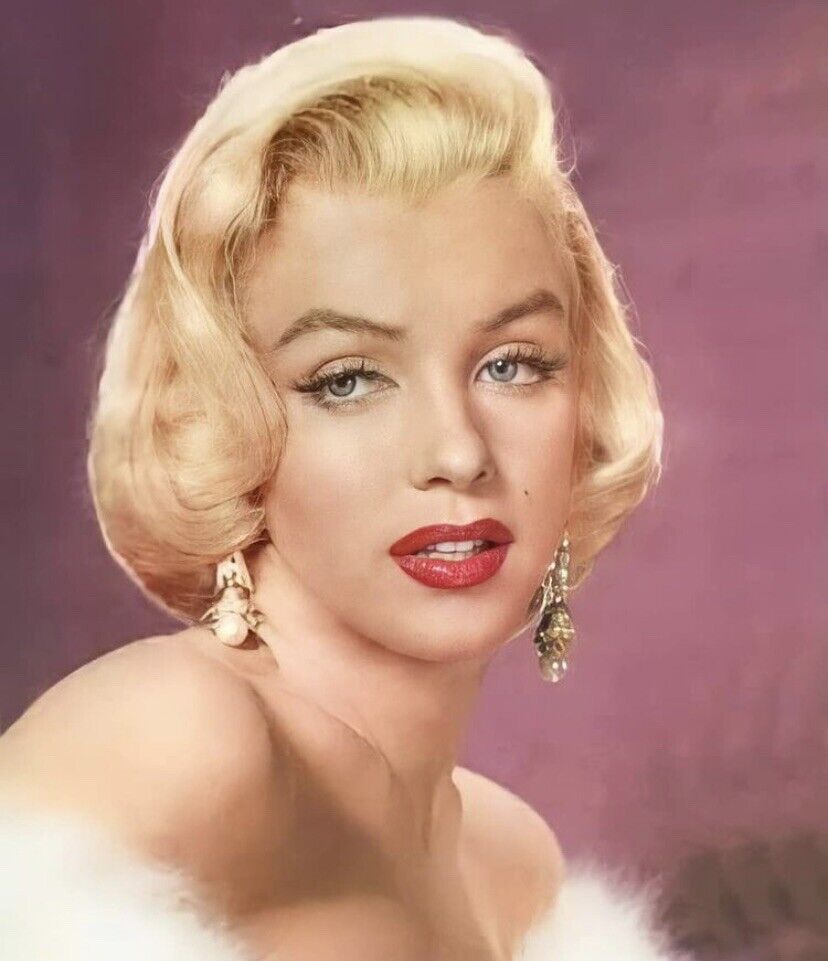 MARILYN MONROE - THE SULTRY FACE 