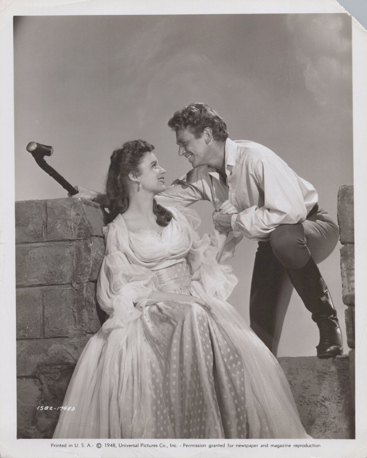 Douglas Fairbanks Jr. + Helena Carter in The Fighting O\'Flynn (1948) Photo K 384