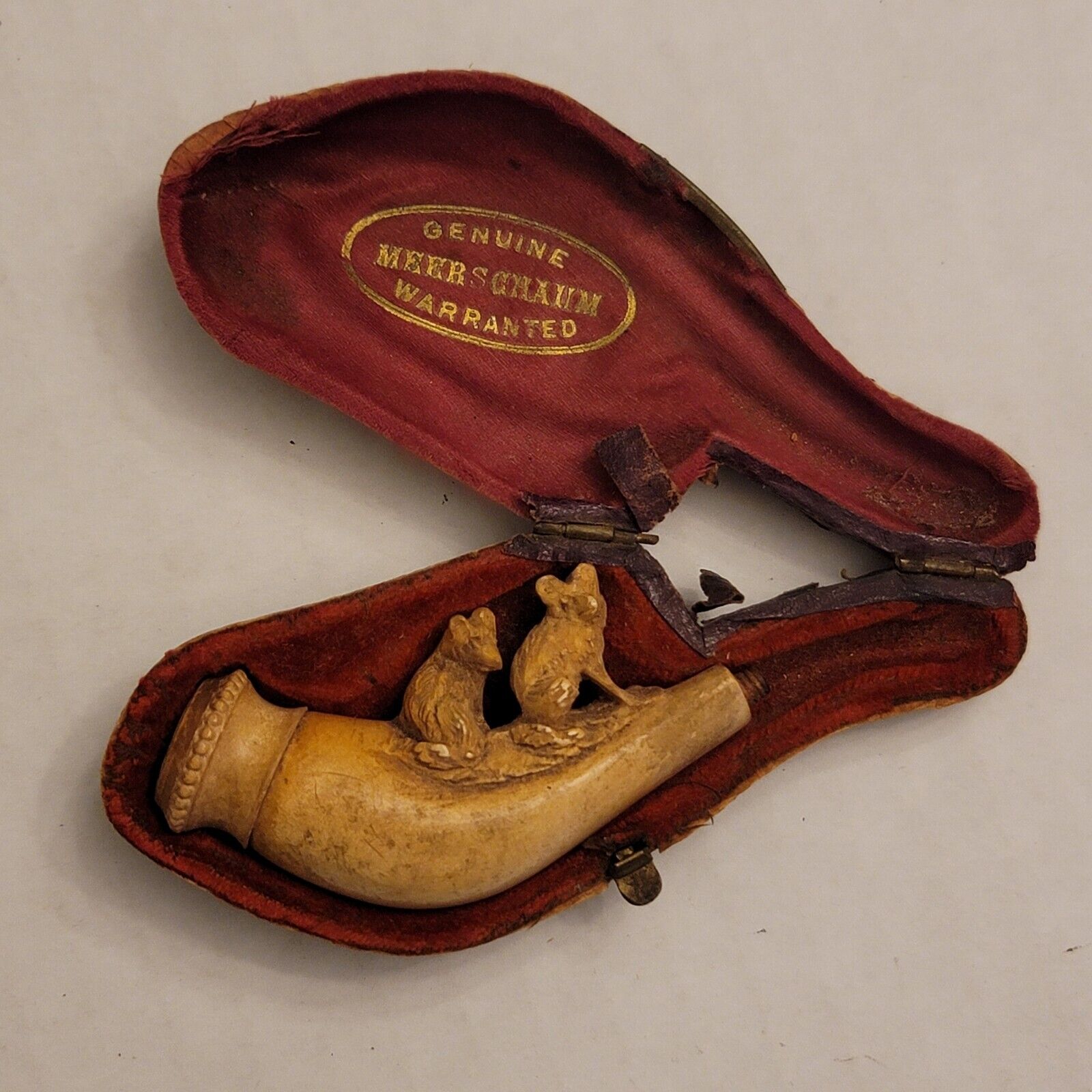 Antique Meerschaum Tobacco Smoking Pipe 2 Wolves In Fitted Case 2.5” Handcarved