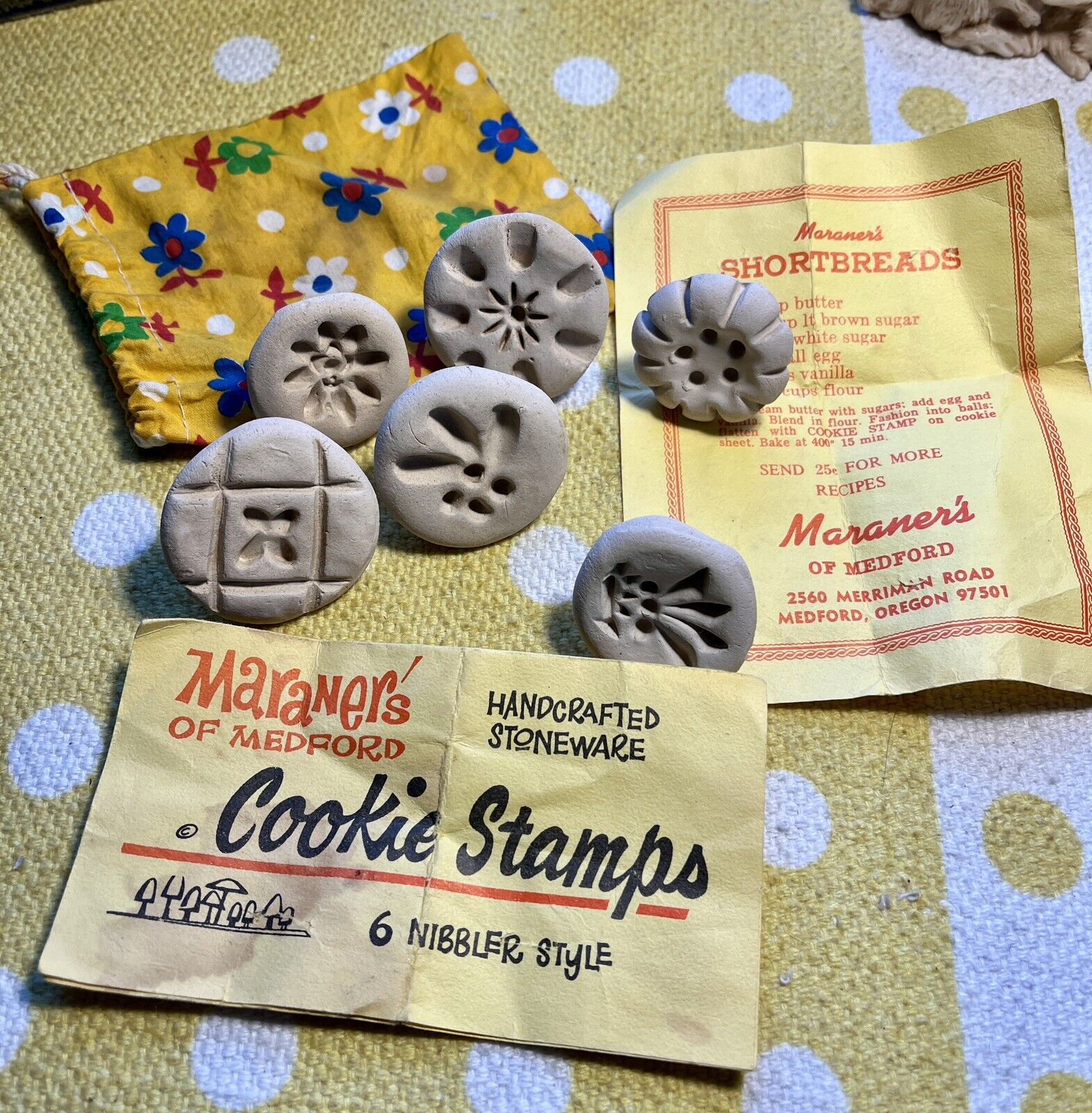 Vintage 1966 Maraner’s Of Medford Oregon Handcrafted Stoneware Cookie Stamps