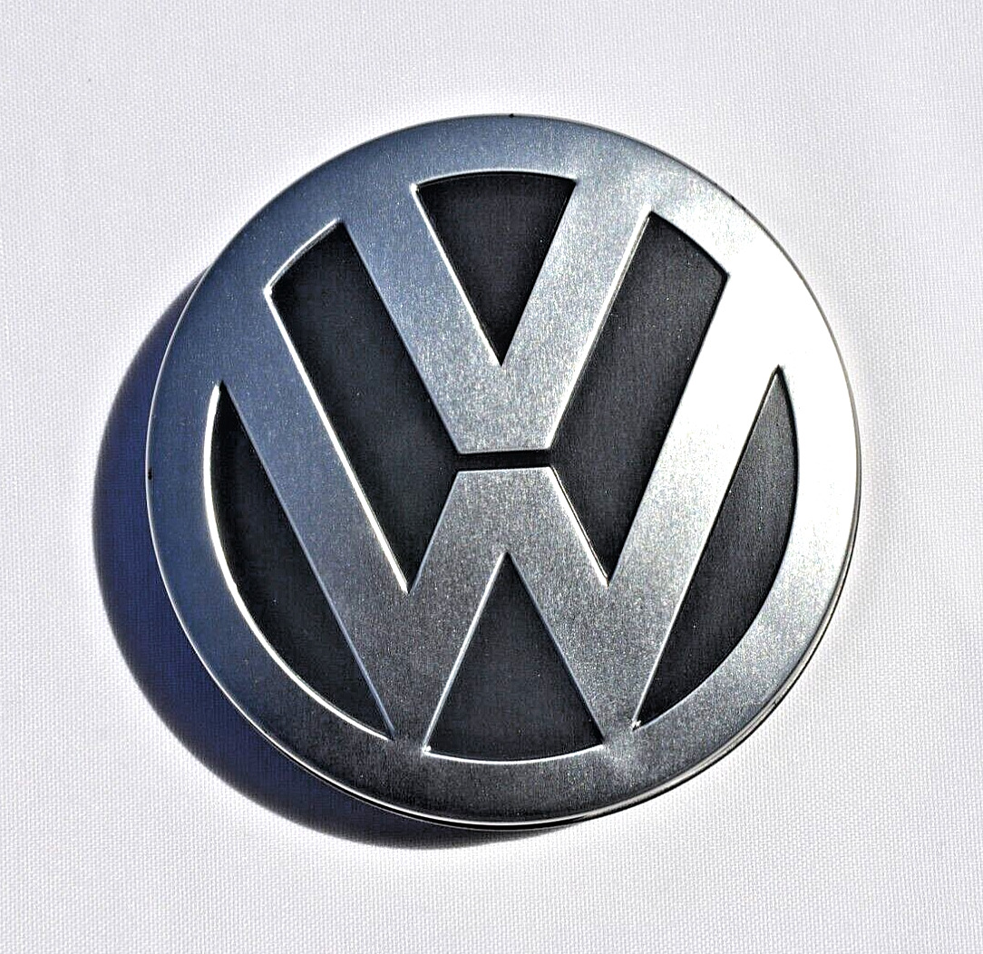 Volkswagen VW Tin with 6 Coasters Set EUC