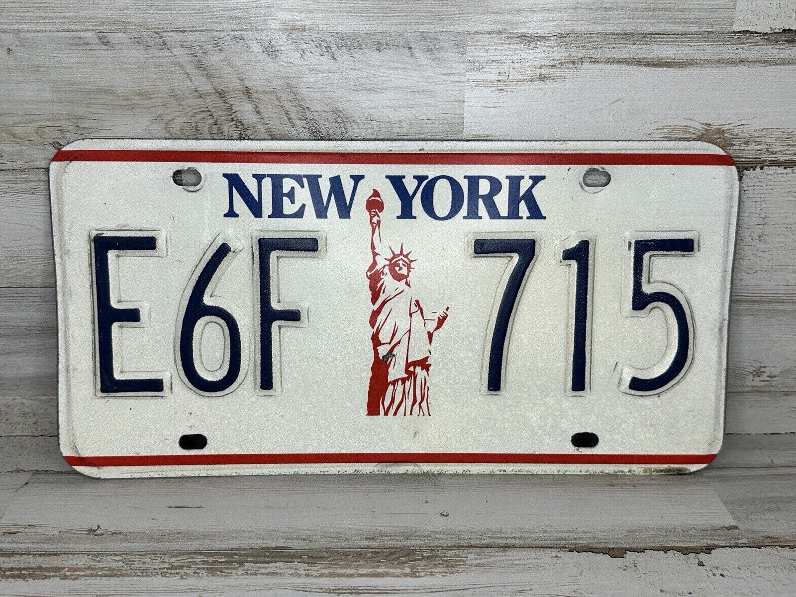 New York statue of Liberty license plate  #E6F 715