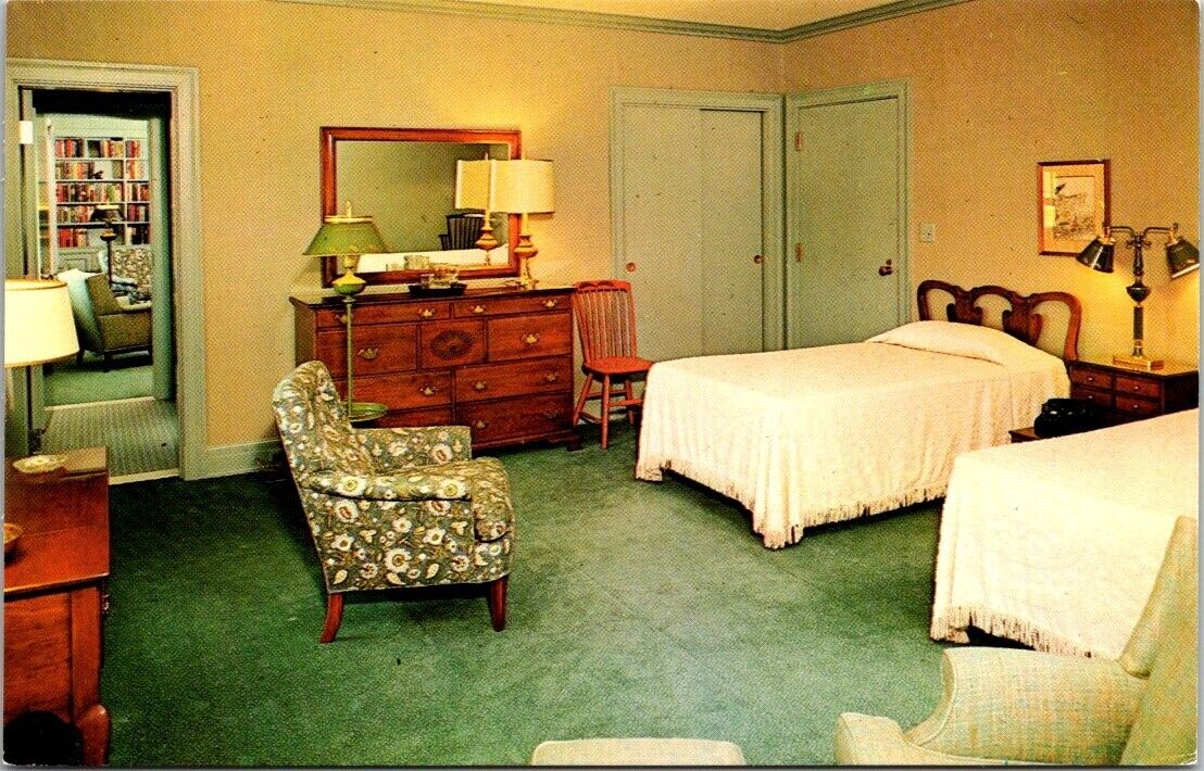 Postcard The Wooster Inn Bedroom-Living Room Suite, Wooster, Ohio OH
