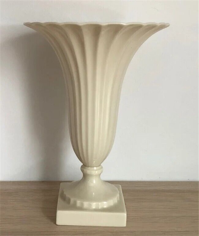 Vintage LENOX Vase / Regal Collection, Fluted Trumpet 9\