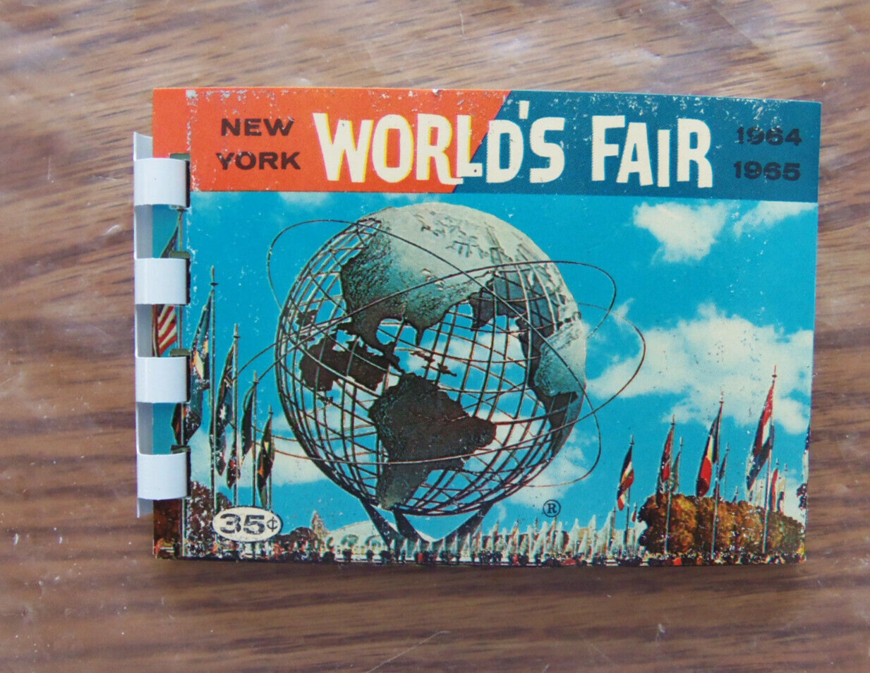 1964-65 NEW YORK WORLD'S FAIR MINI ALBUM BY DEXTER MA-3