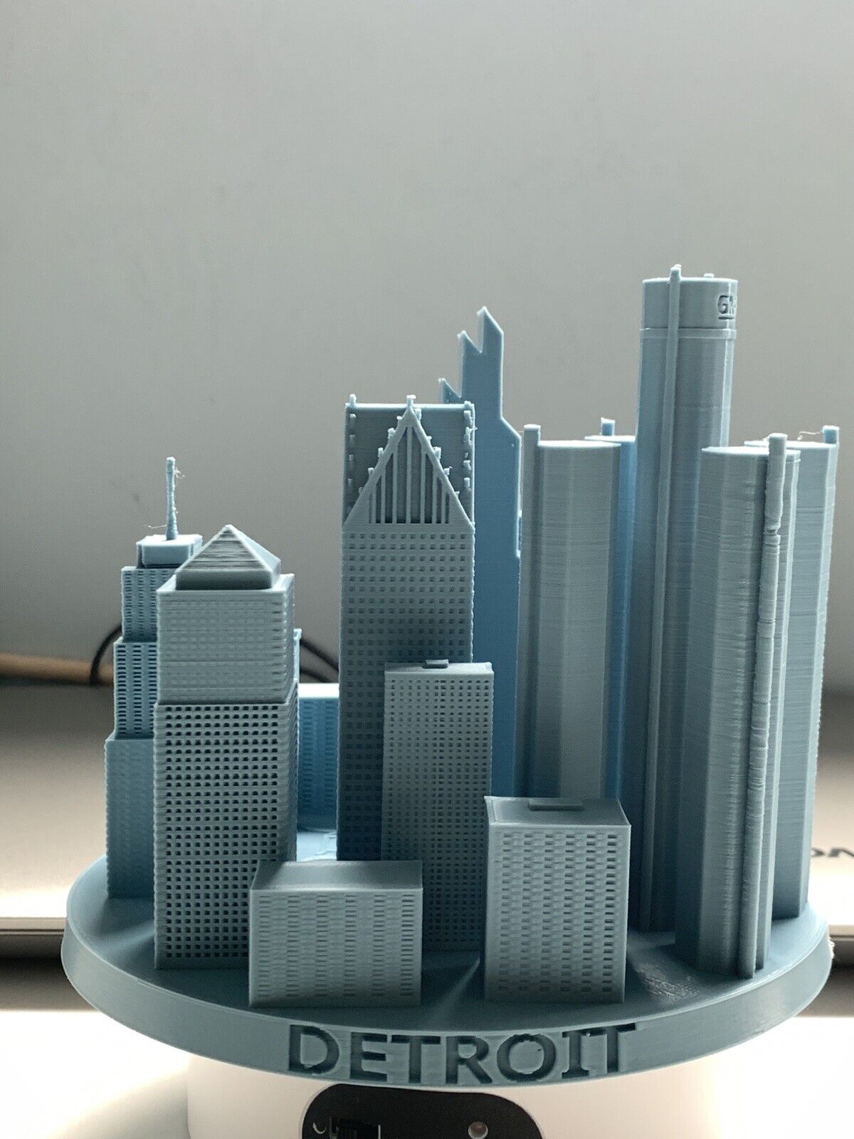 Detroit Michigan 3d miniature Skyline buildings In A Desktop Size Cityscape 6”