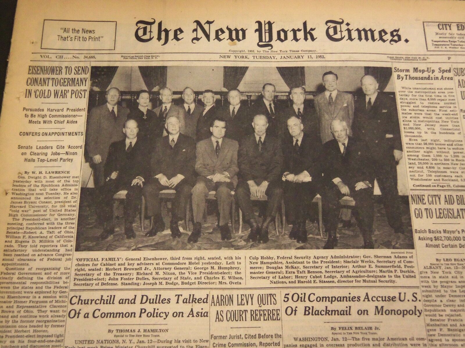 1953 JANUARY 13 NEW YORK TIMES - OFFICIAL FAMILY PHOTO - NT 4265