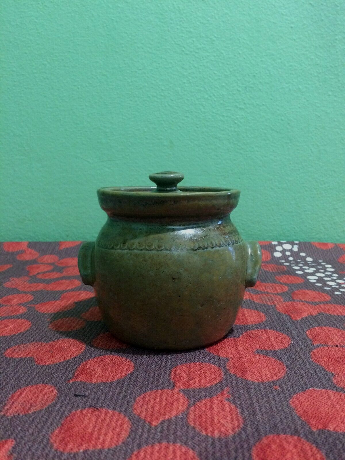 Bendigo Pottery Hanmade Lidded Pot