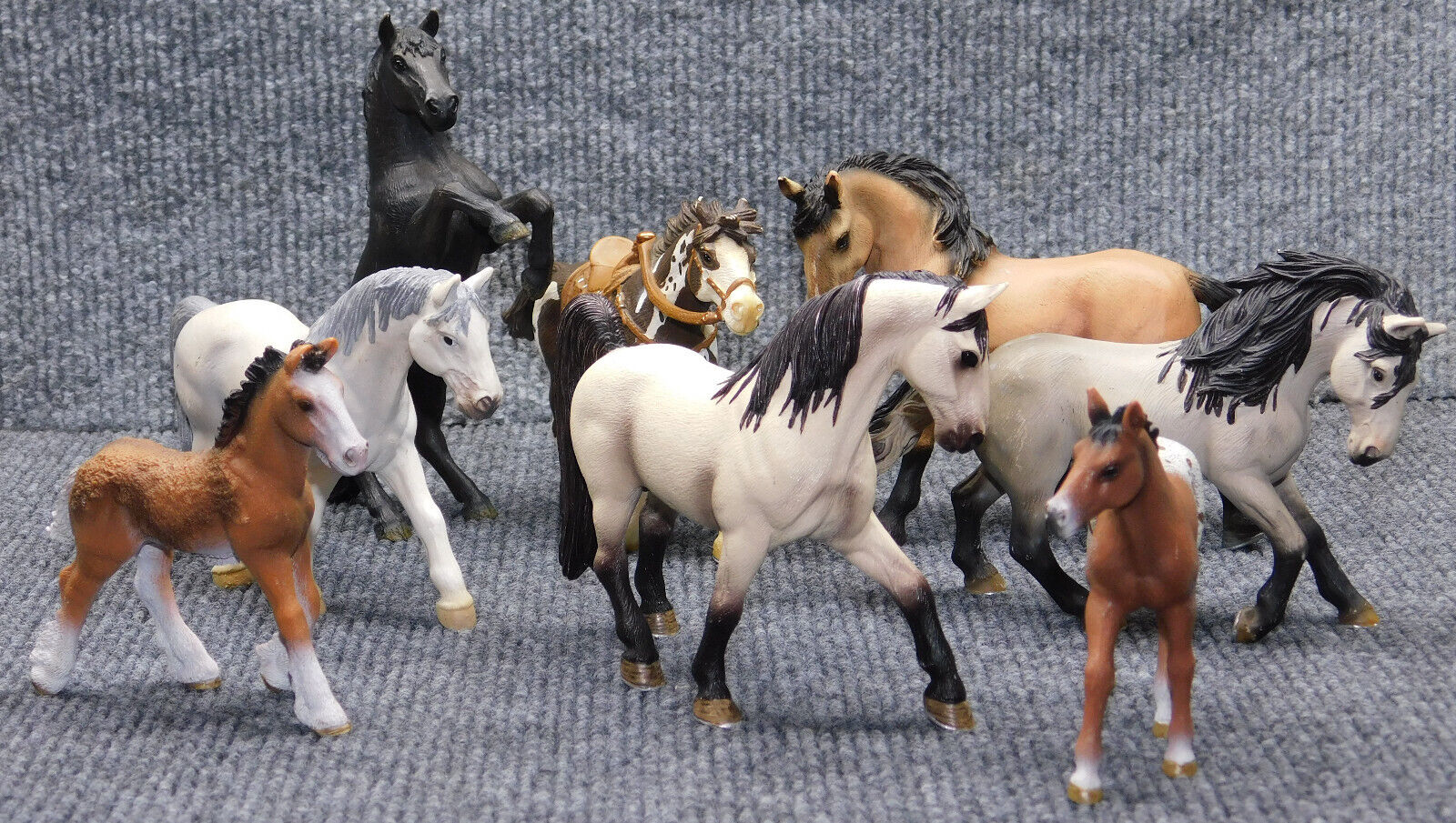 SCHLEICH LOT OF 8 HORSES FIGURINES STALLIONS & PONYS SOME ARE RETIRED