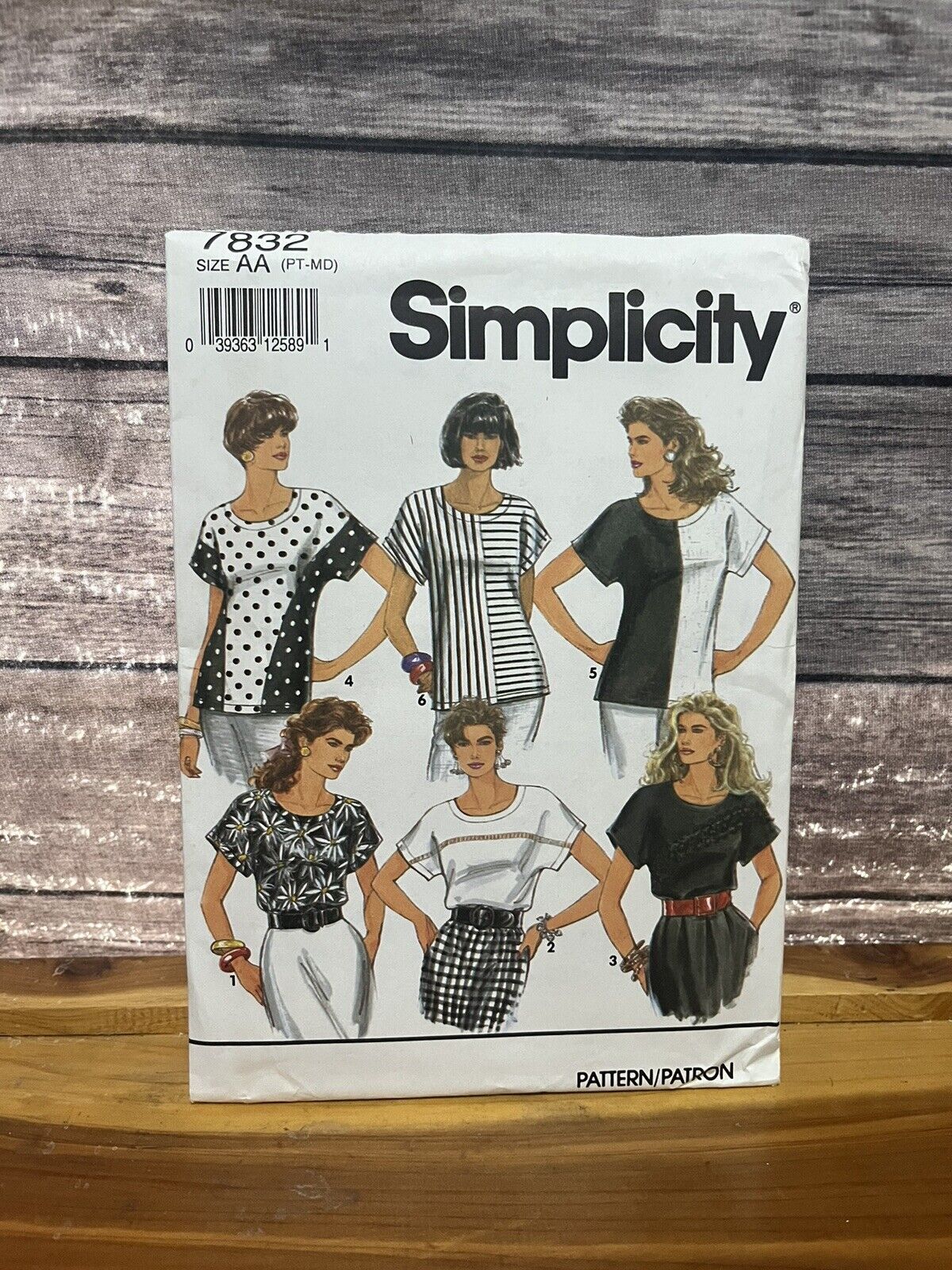 1992 Simplicity Sewing Pattern 7832 Misses\' Blouses Small & Medium Uncut