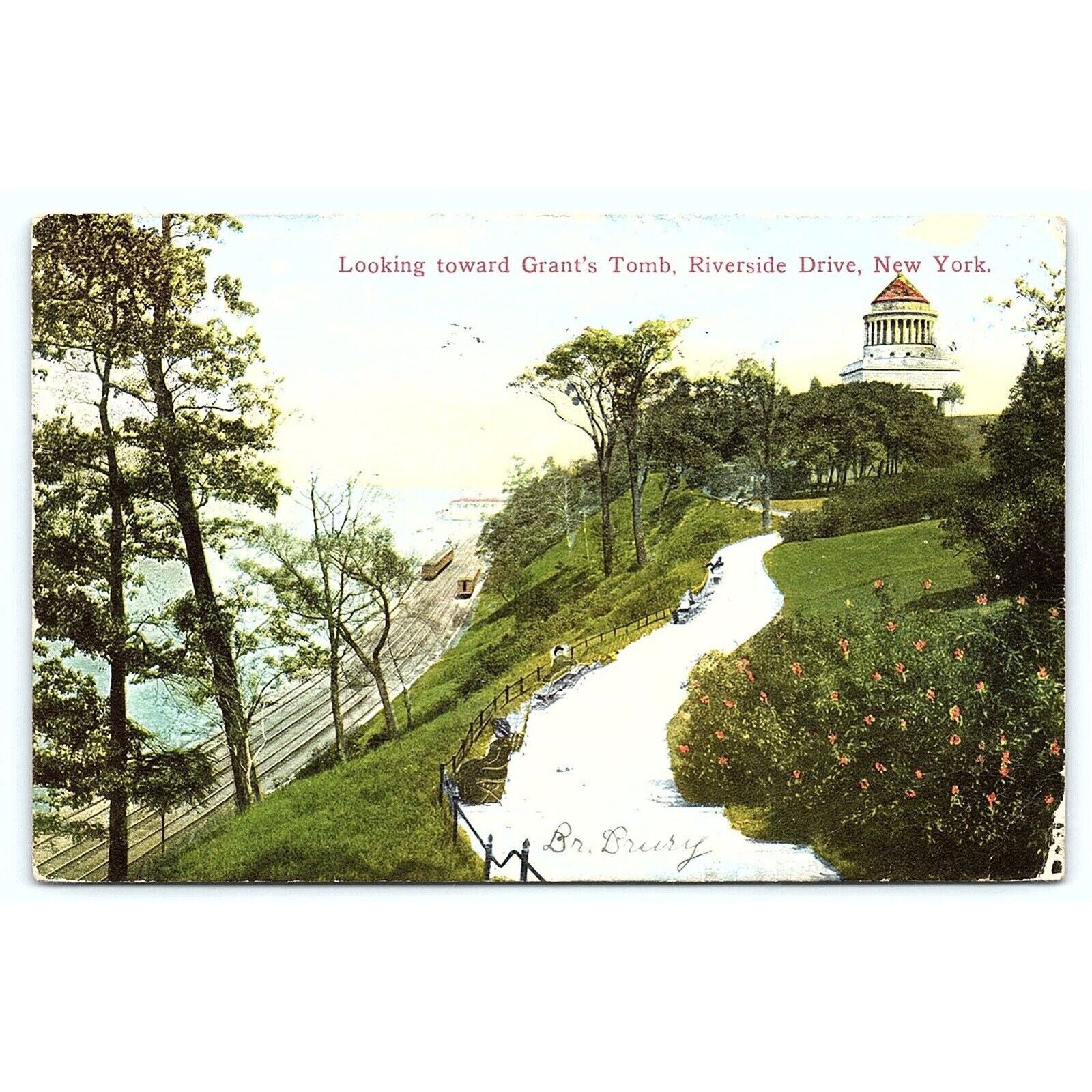 Postcard Looking toward Grant\'s Tomb Riverside Drive New York
