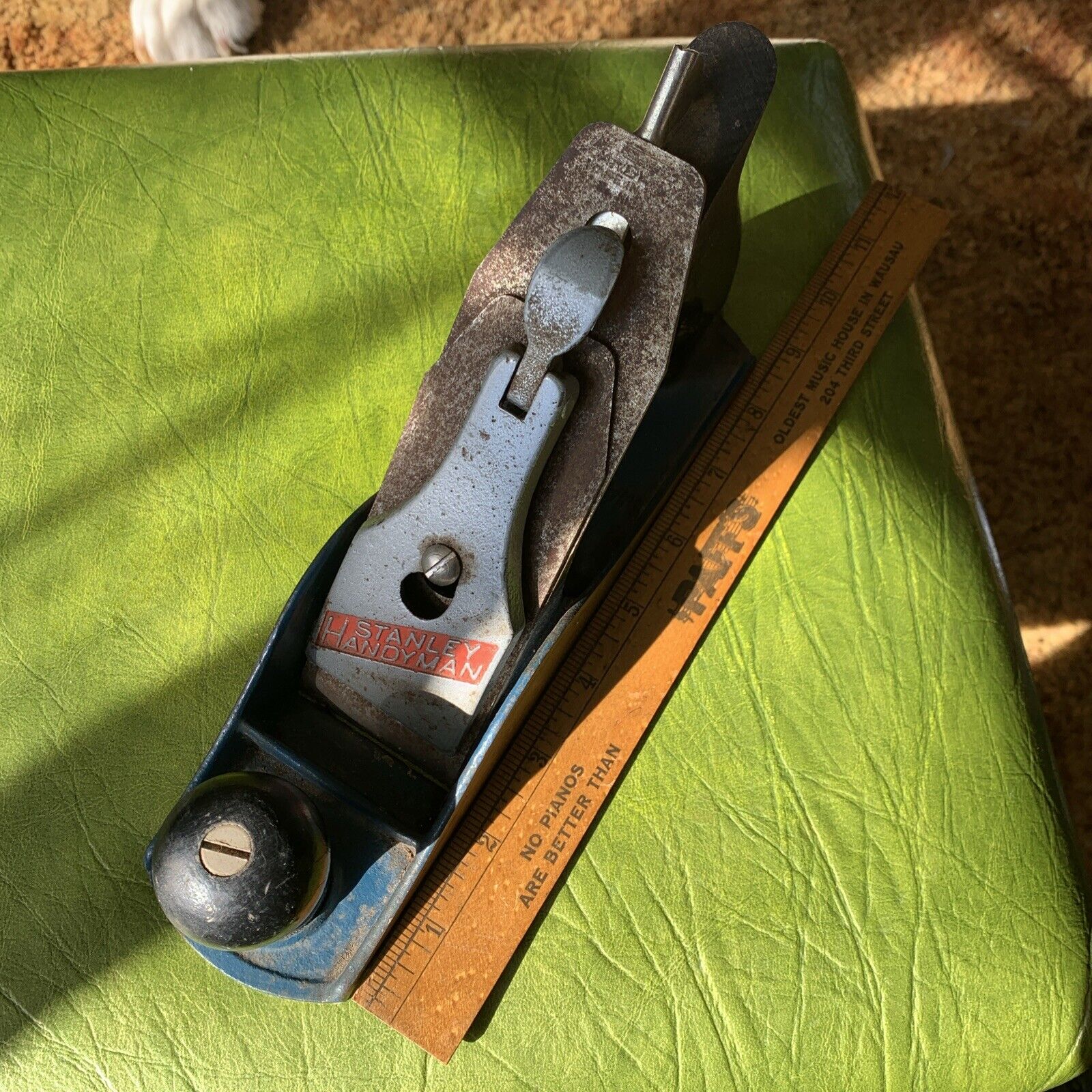 Vintage Old Original Stanley Handyman No 4 Wood Work Hand Plane Metal Tool USA