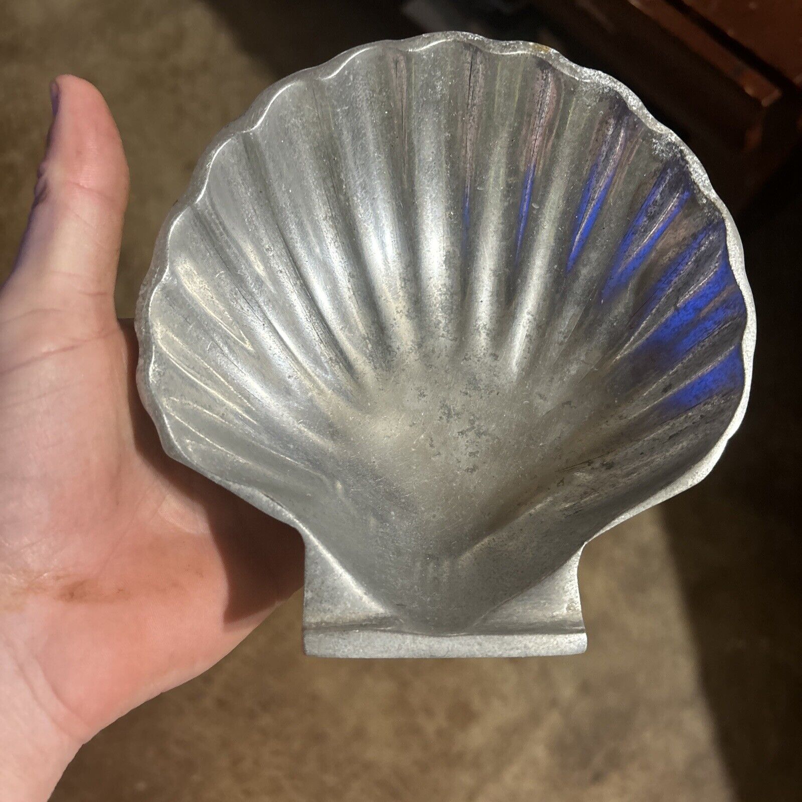 Vintage Cast Aluminum Polished Clam Shell Bowl Catch-All/Serving Bowl