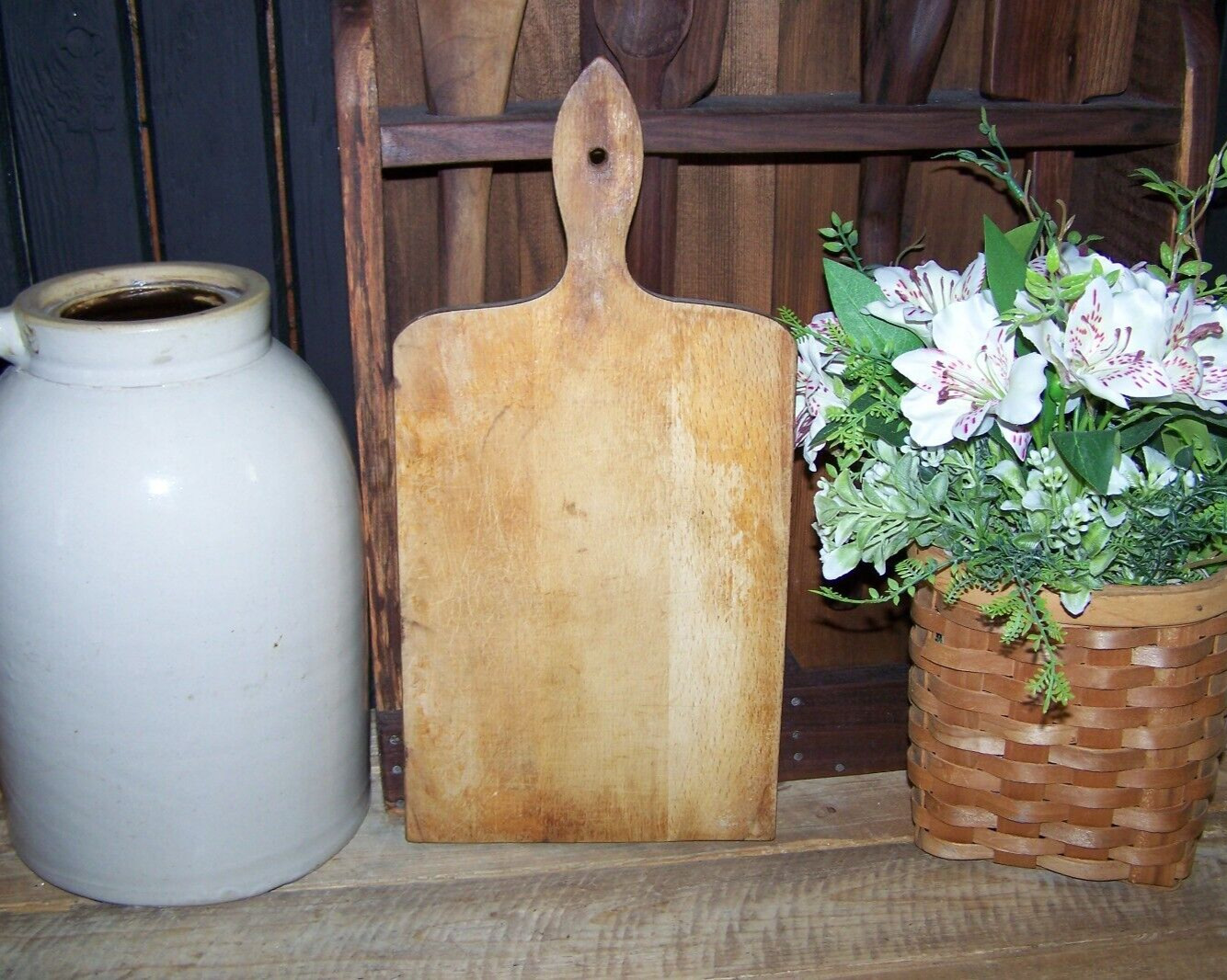 Vintage Primitive Farmhouse Country Style Wood Cutting Board Dough Board