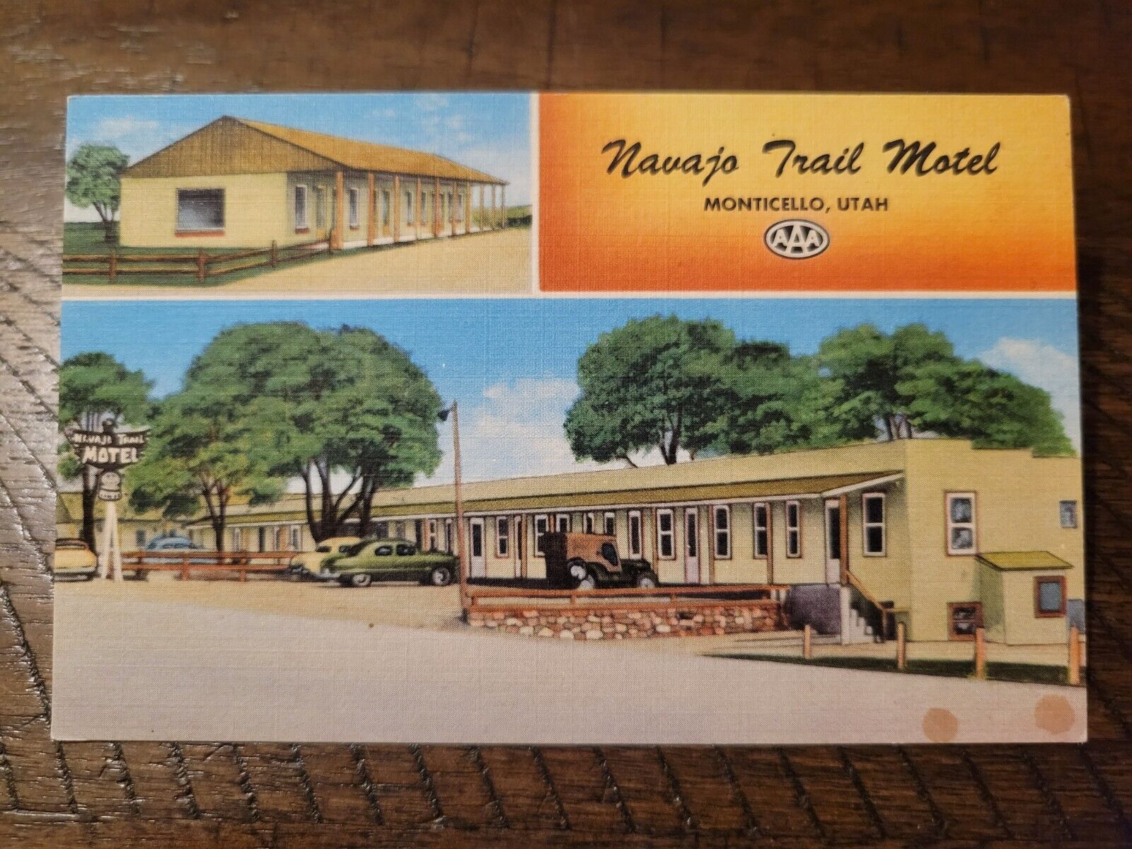 Postcard UT Utah Monticello San Juan County Navajo Trail Motel Roadside