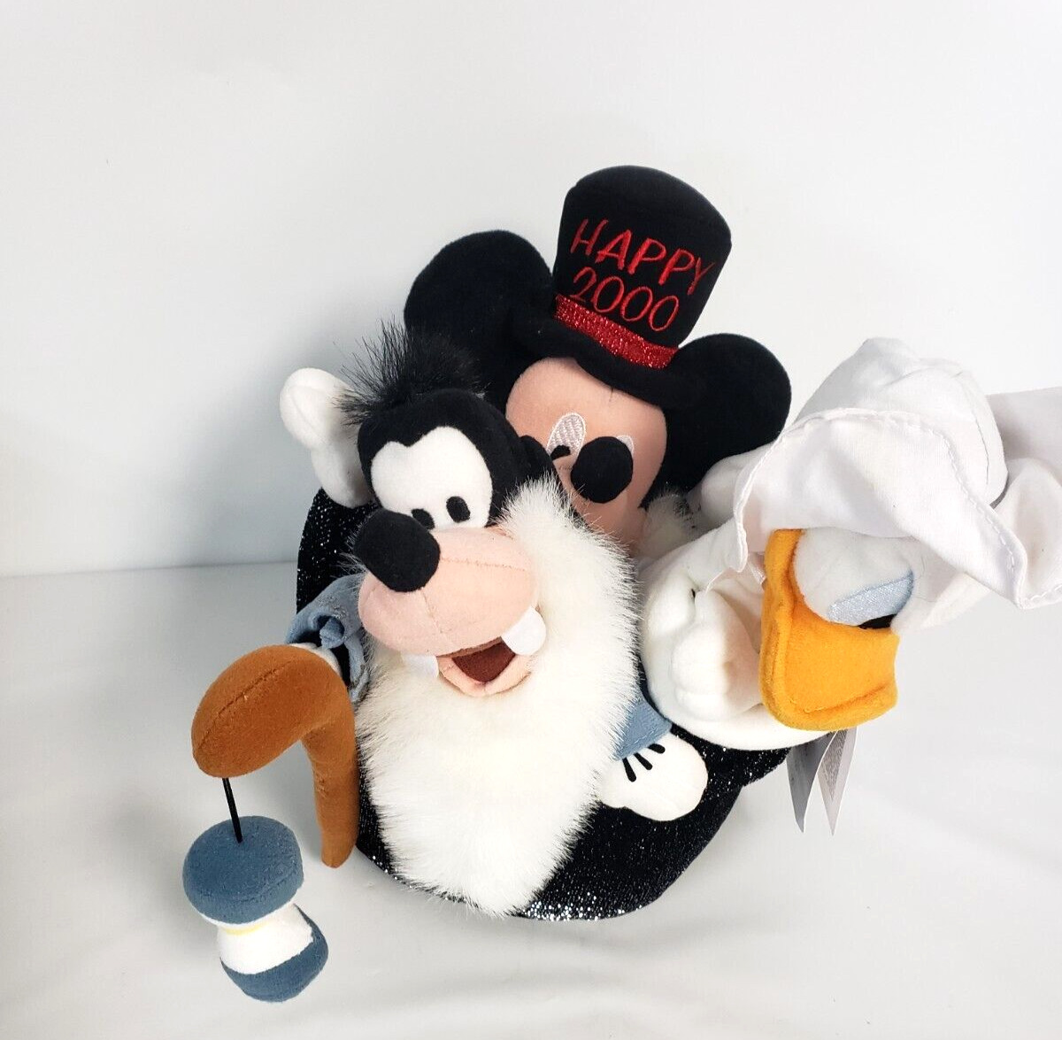 Disney Store Mickey Y2K 2000 Plush beanie set New old stock Donald Goofy in hat