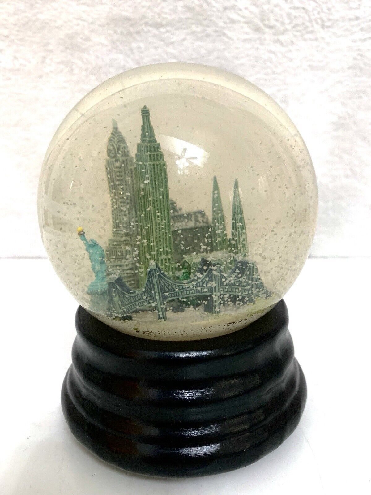 Saks Fifth Avenue New York Musical Snow Globe Tested Works