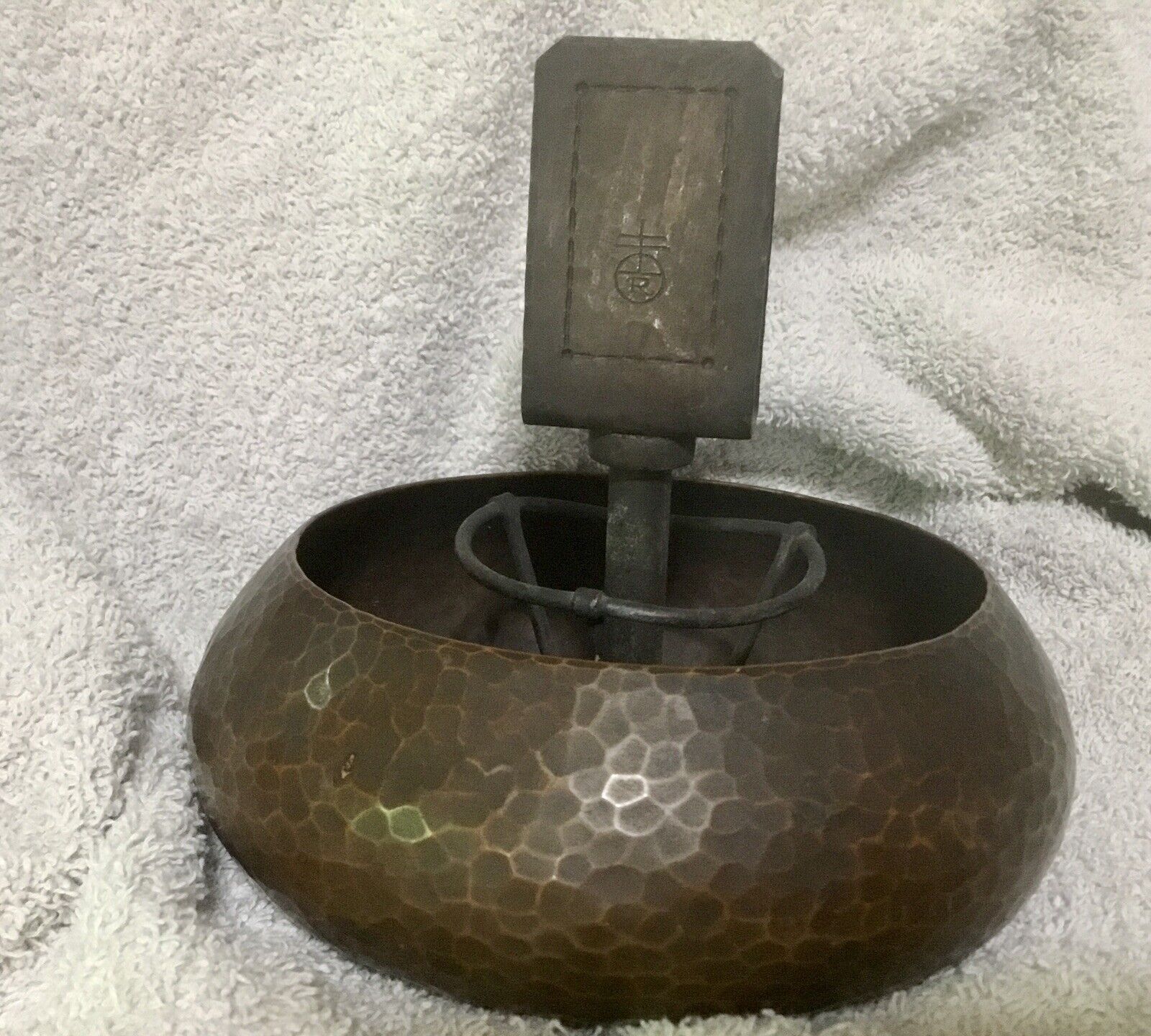 Antique Unique ROYCROFT Hammered Copper Round Ashtray with Match Holder NICE*** 