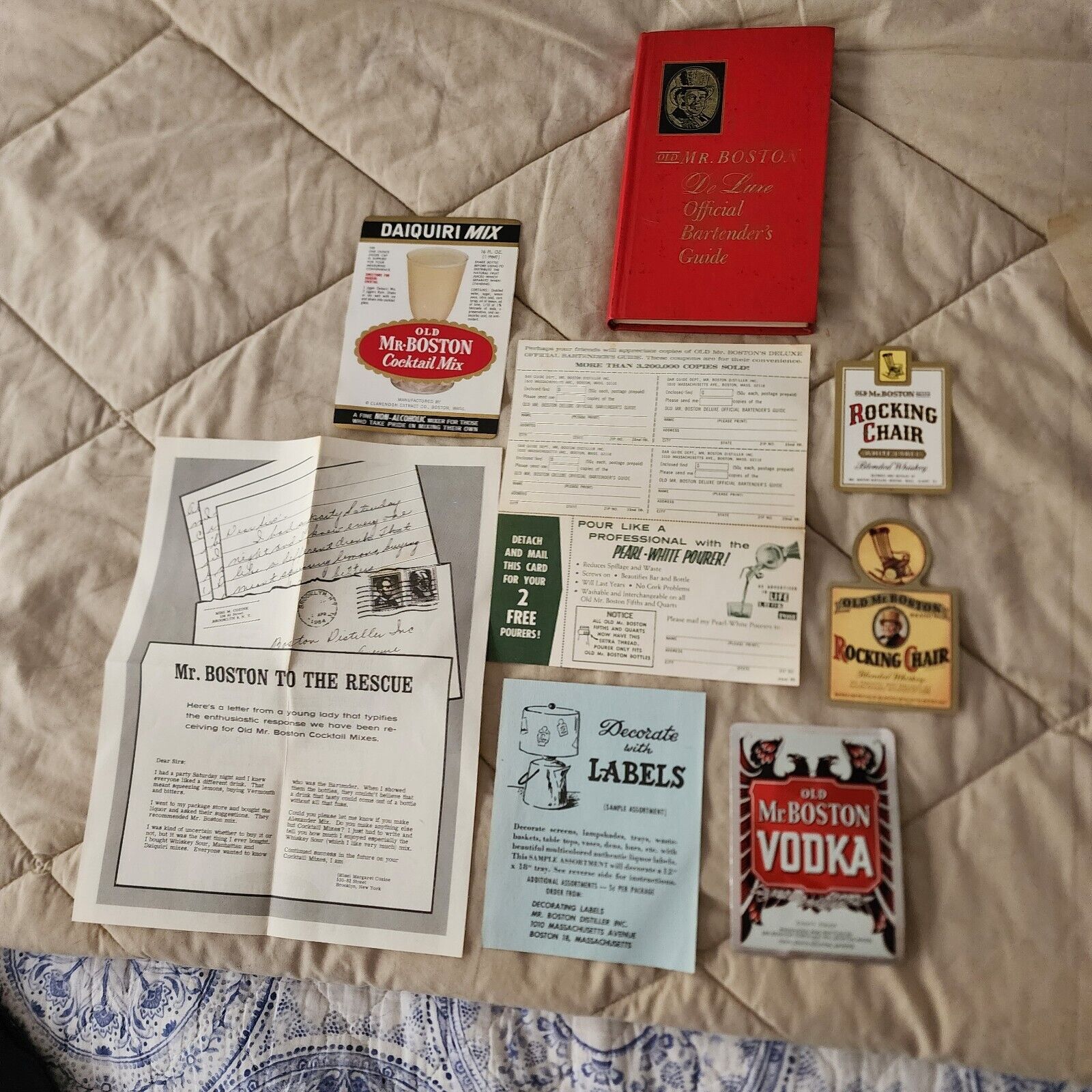 Old Mr. Boston Book De Luxe Official Bartenders Guide Book & Memorabilia &...