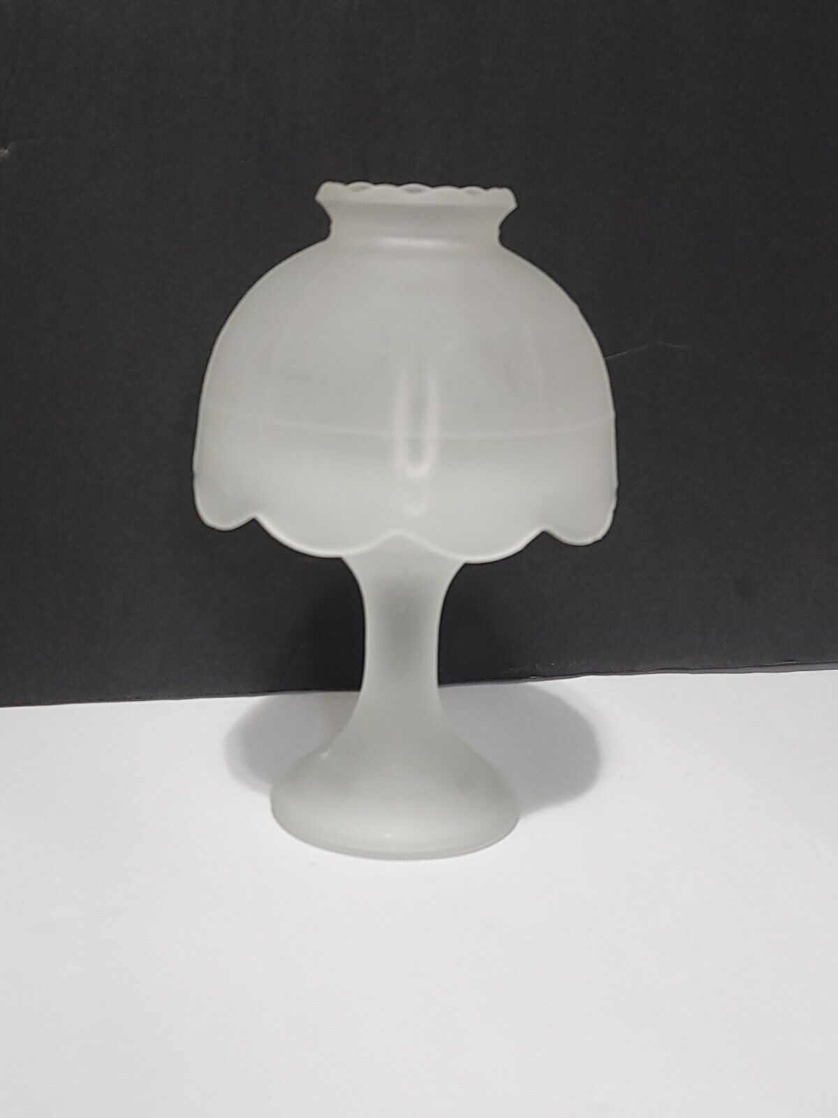 Vintage Westmoreland Satin Frosted Clear Glass Fairy Lamp Light 7\