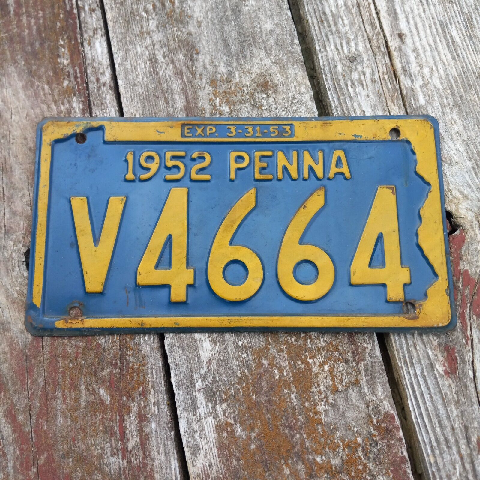 1952 Pennsylvania License Plate - \