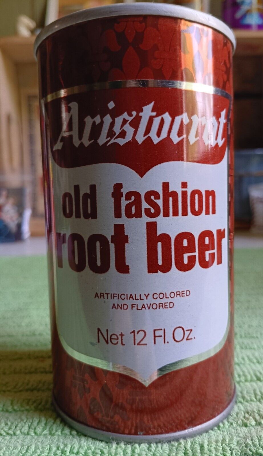 Artistocrat Old Fashion Root Beer Vintage Soda Can