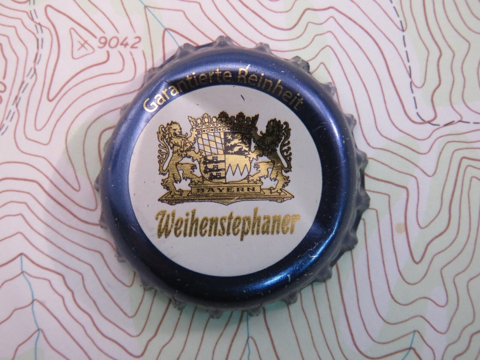 BEER Bottle Cap Crown ~ Bayerische Staatsbrauerei WEIHENSTEPHANER ~ Freising, DE