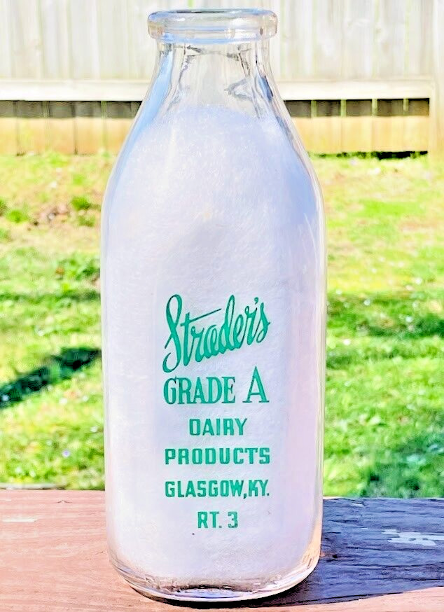 STRADER'S DAIRY Glass Milk Bottle 1952 Glasgow KY Hiseville Kentucky Barren Co.
