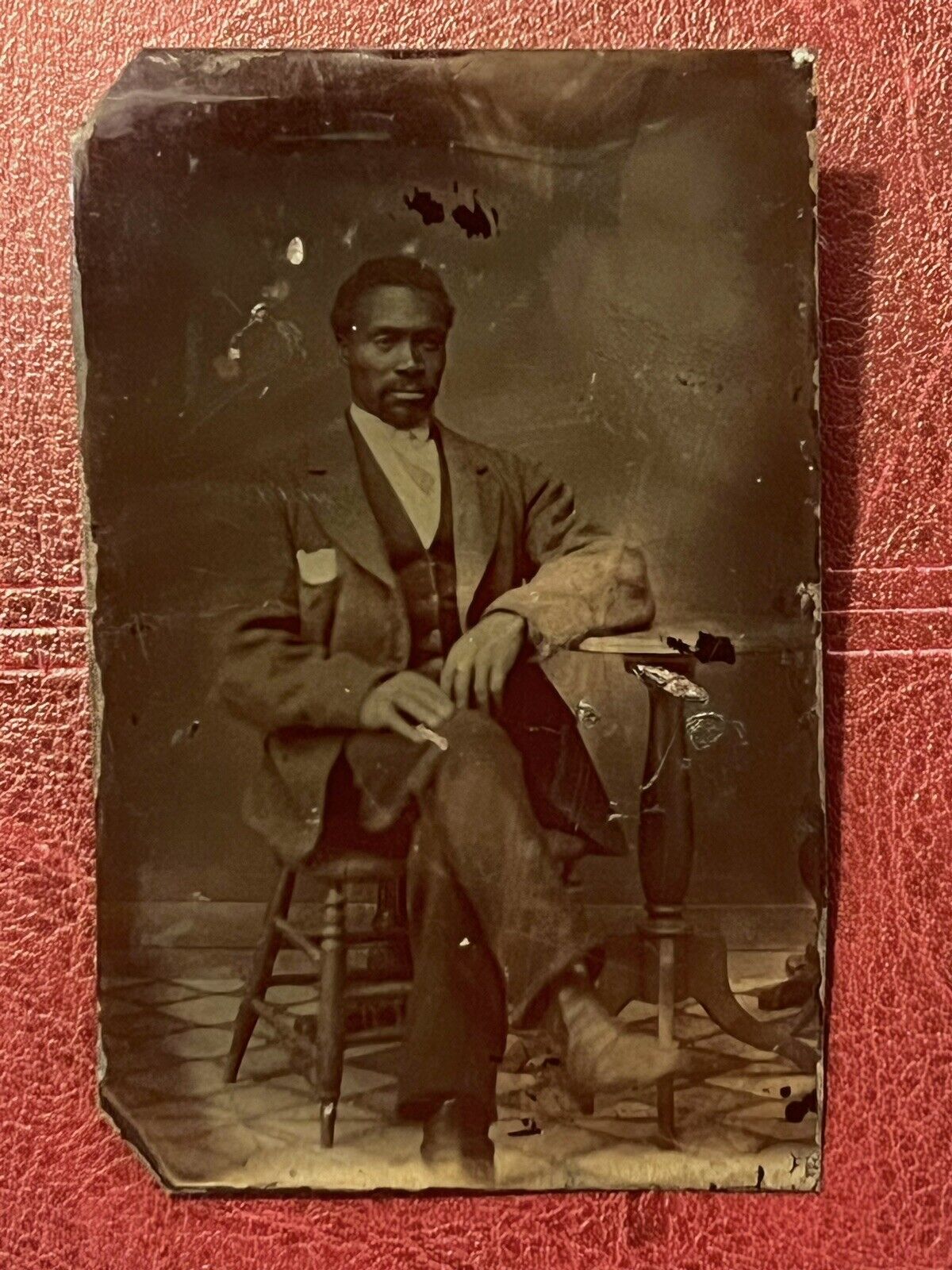 Antique BLACK Man AFRICAN AMERICAN TINTYPE PHOTO Tin Type 1800s