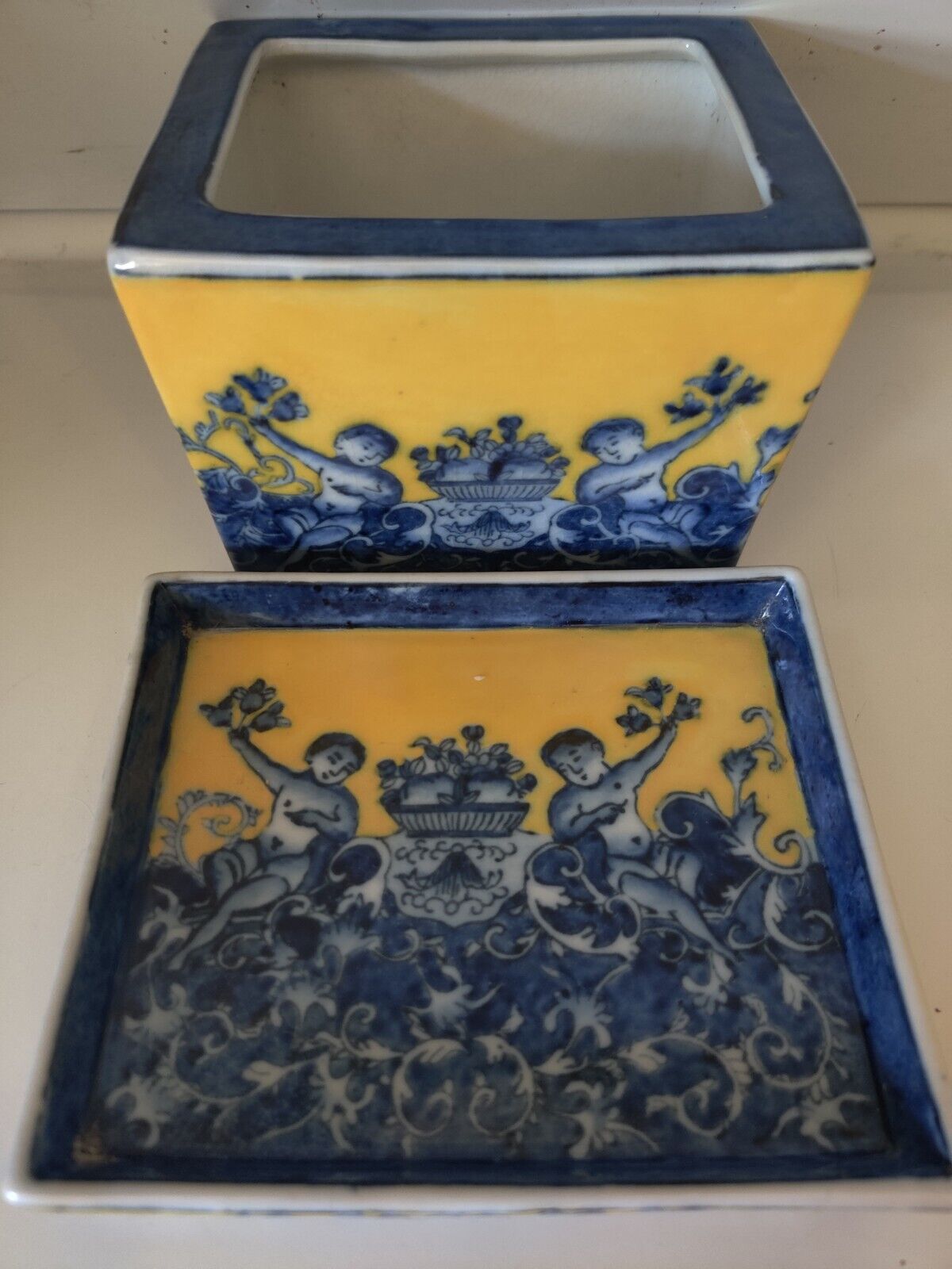 Vintage United Wilson JUWC 1897 Blue Yellow Porcelain Planter With Base (China)