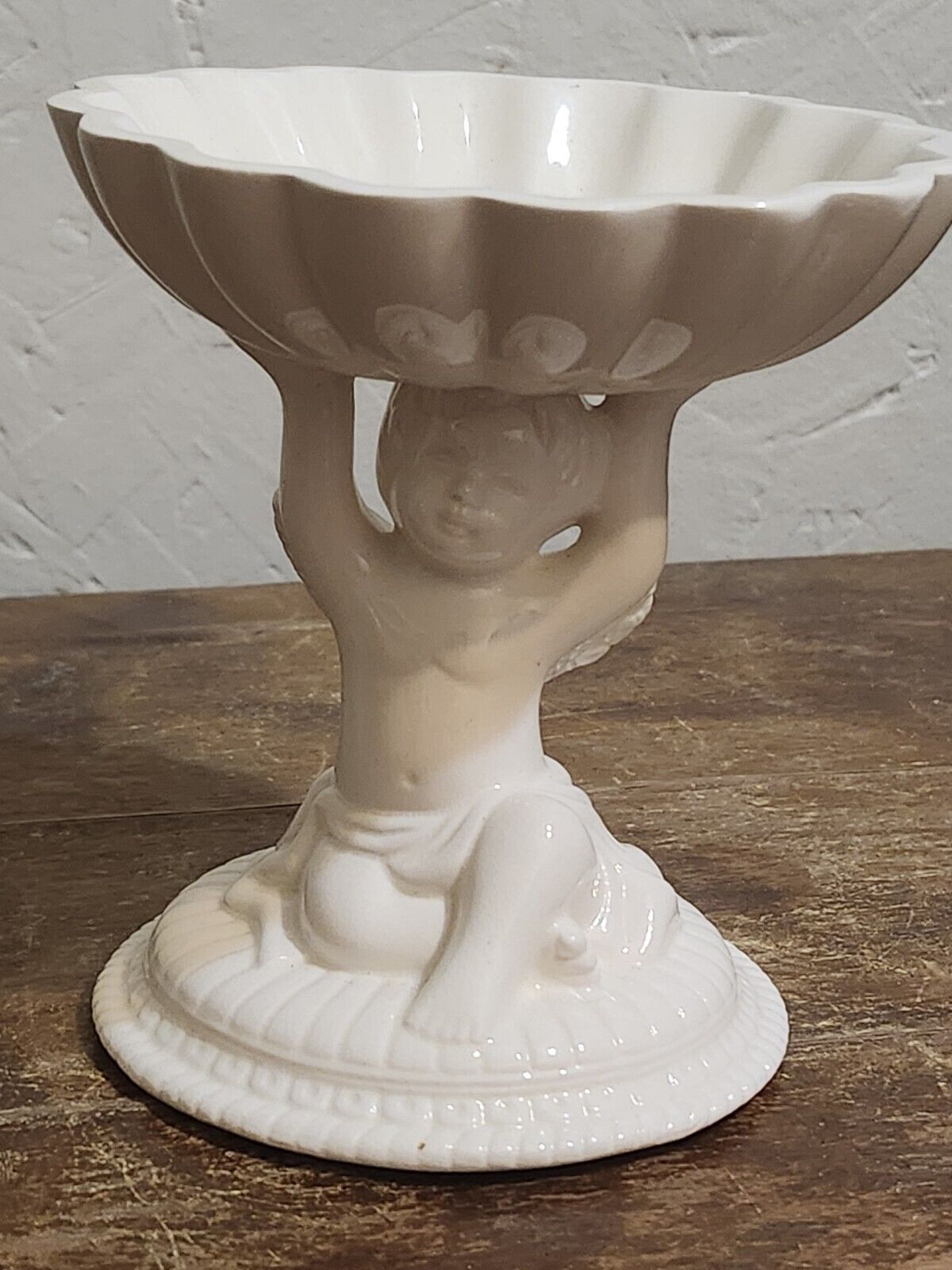Vintage Avon  White Cherub Pedestal Trinket Ceramic Dish Soap