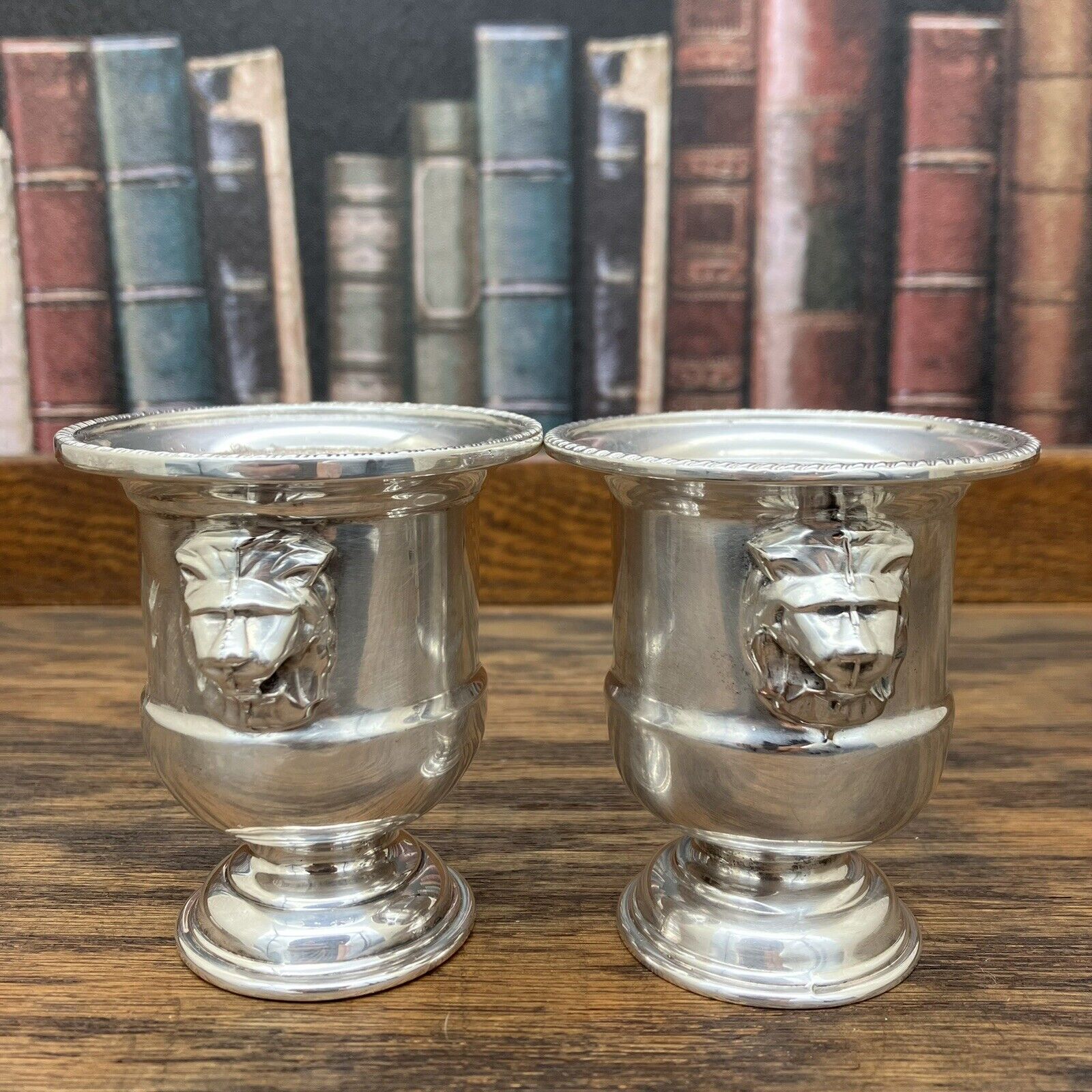 Vtg EC VINERS OF SHEFFIELD Silverplated 2pc England Candle Holder Lions Head 3\