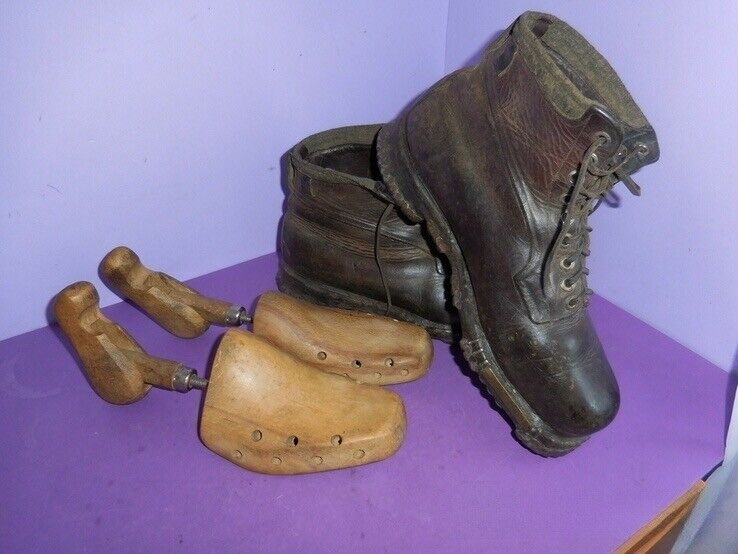 ORIGINAL WW2 GERMAN WEHRMACHT GEBIRGSJAGER MOUNTAIN TROOPS BOOTS SHOES RARE