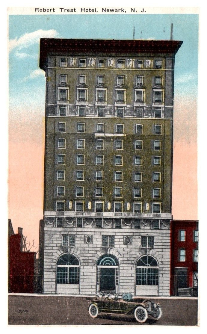 ROBERT TREAT HOTEL Newark, NJ c1920 - Postcard