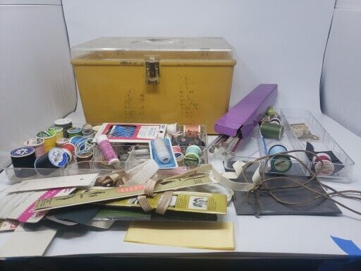 VTG Mix Lot Sewing Box With Needles Thread Buttons Zippers & More