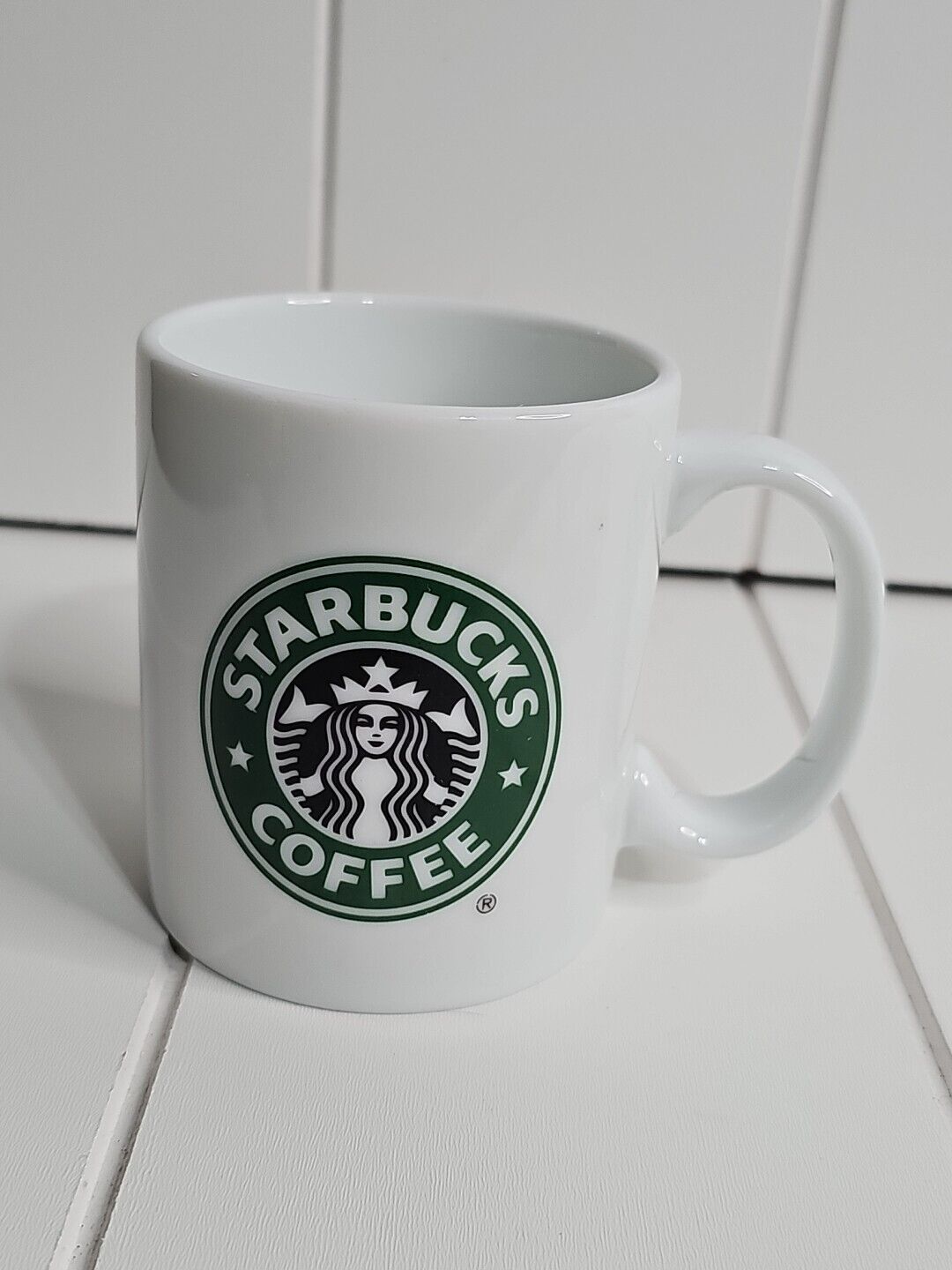 2005 Starbucks Coffee Company Mug Cup 12 oz