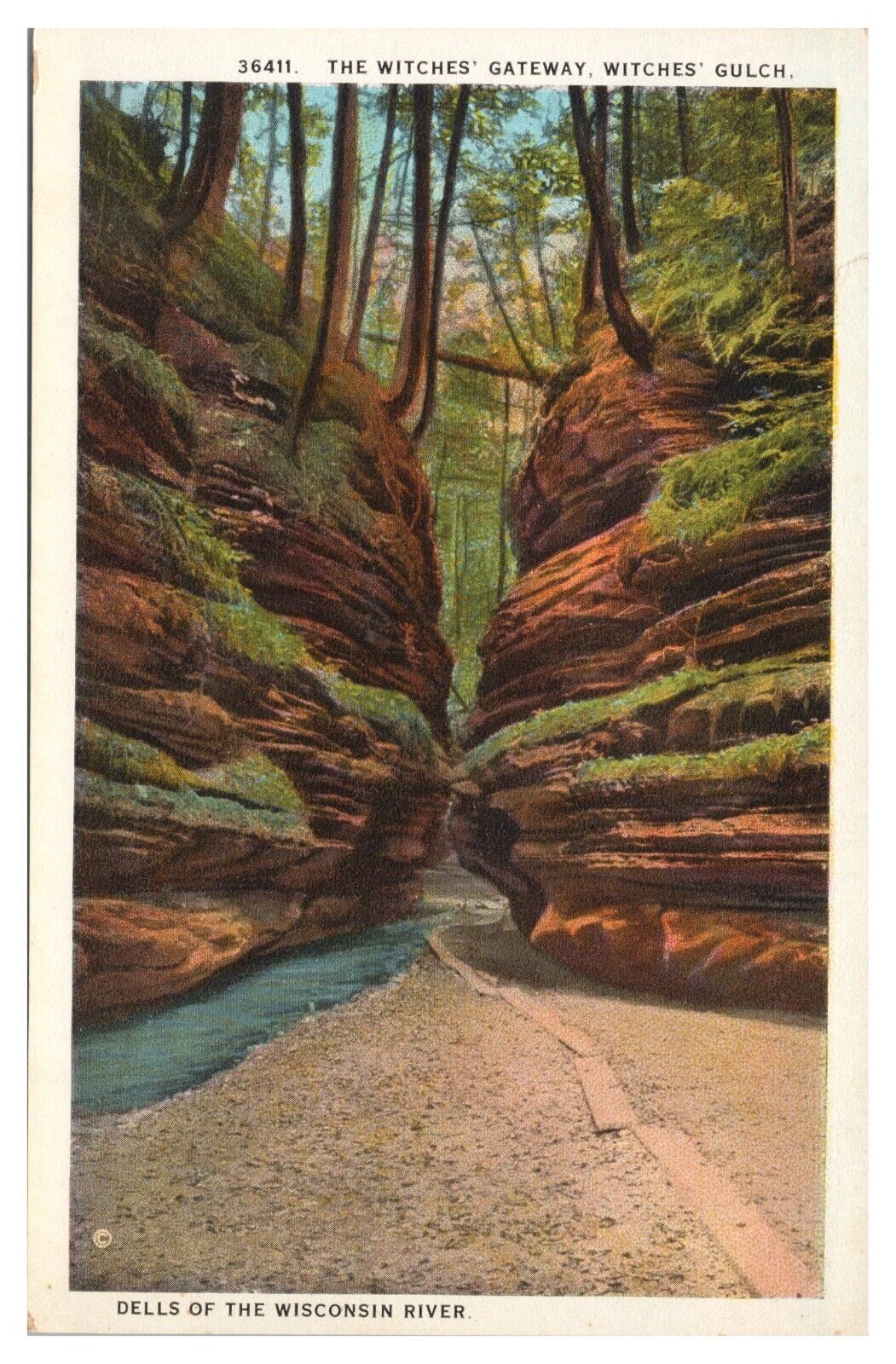Vintage Dells of the Wisconsin River Postcard The Witches\' Gateway Unposted
