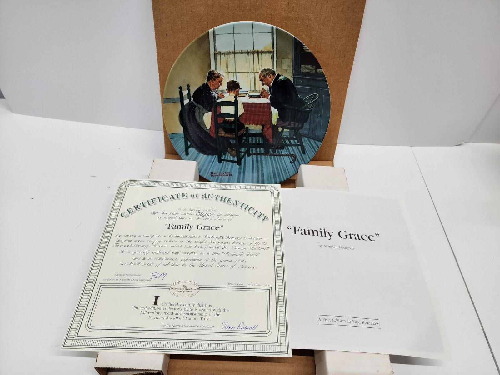 Vintage Family Grace Knowles Normal Rockwell Collector Plate 17860D 1998 COA