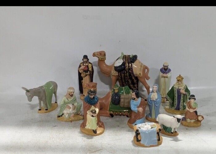 Christmas Nativity Vintage Holland Mold Set 13 Piece Hand Painted Large Pieces