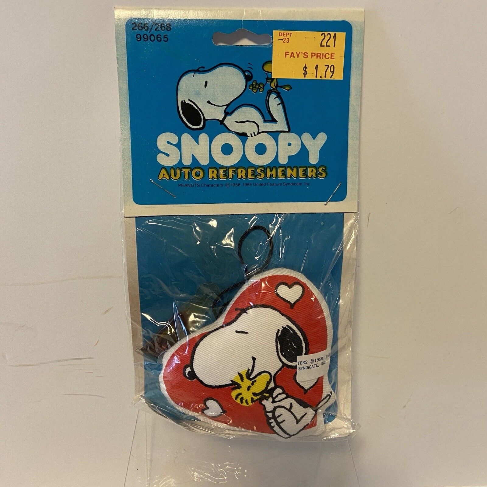 Snoopy Woodstock Heart Auto Refreshener Vintage Peanuts NOS Hollywood