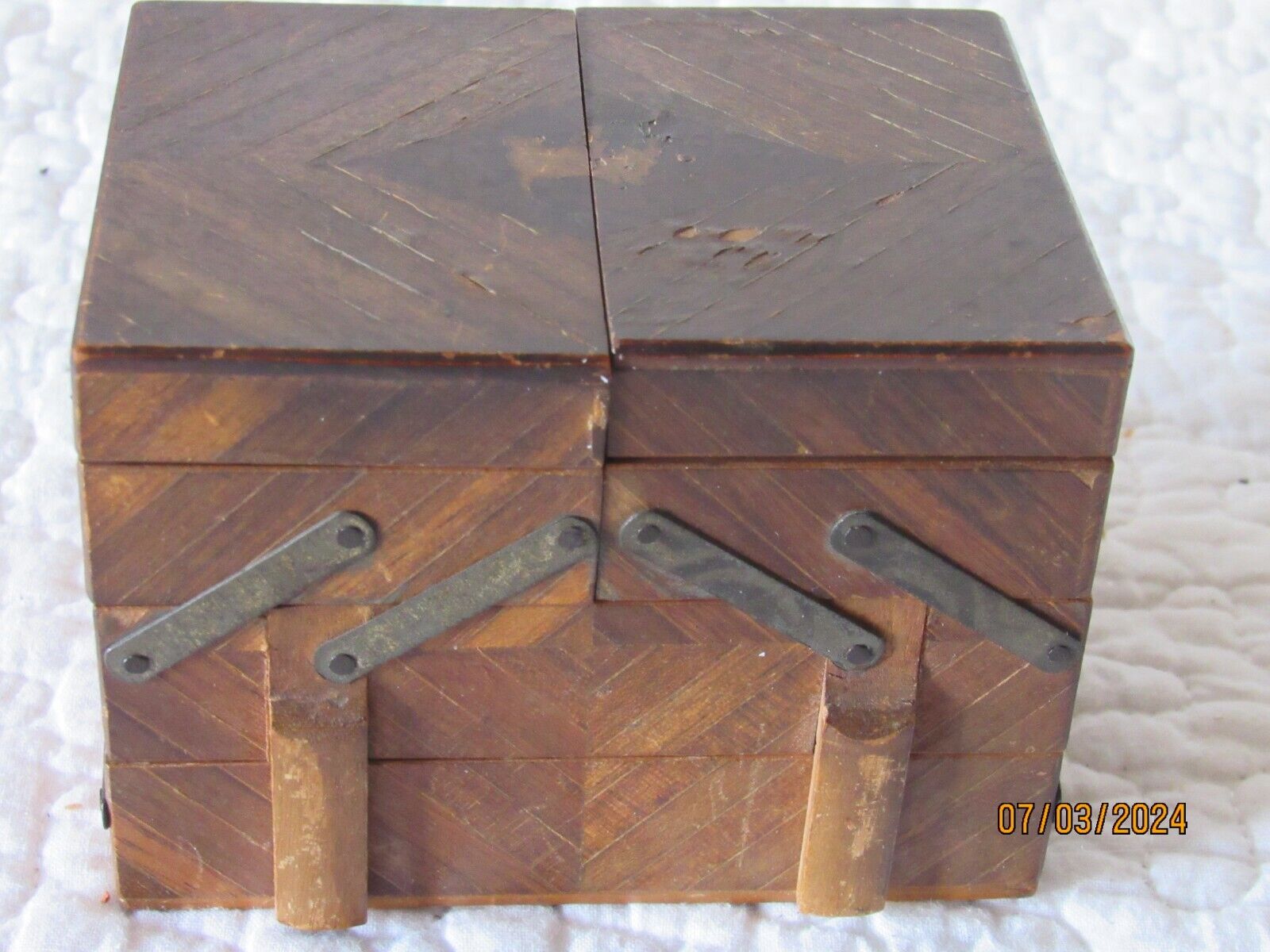 Vintage Wood Accordion Fold Out Box Sewing/trinket 4\