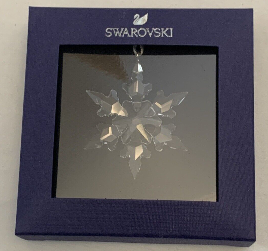 SWAROVSKI 2020 Small Christmas Ornament 5511042, Best Offers Considered