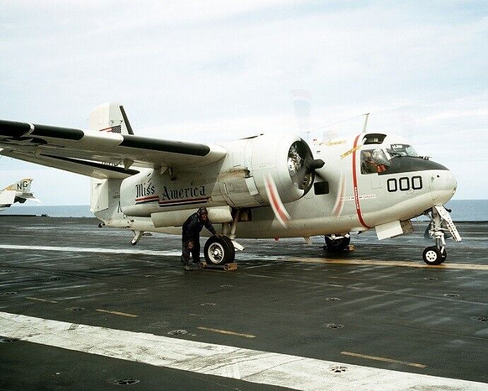 U.S. Navy Grumman C-1A Trader Aircraft USS America 8x10 Vietnam War Photo 783