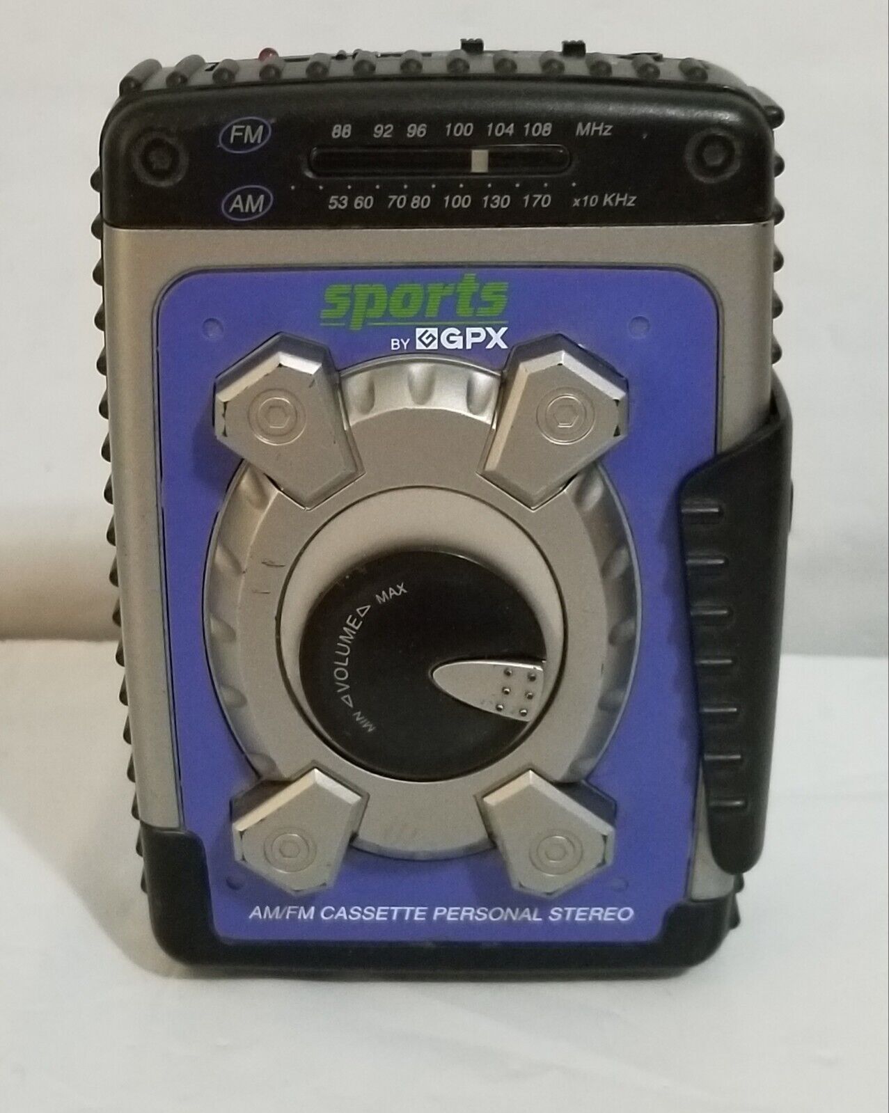 GPX Sports Portable Cassette Stereo AM/FM C3302RS