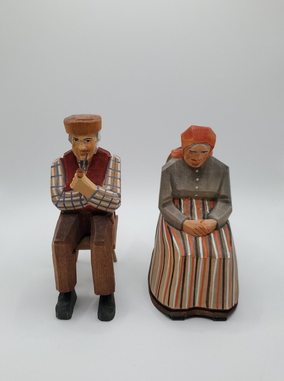 Vintage Huggler Wyss Carved Wood Old Woman & Man Sitting in a Chair Switzerland